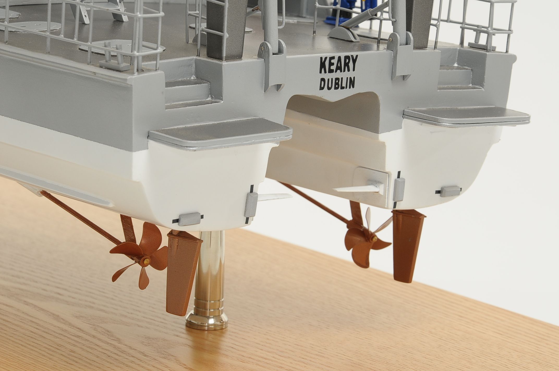 1064-5908-Rv-Keary.jpg