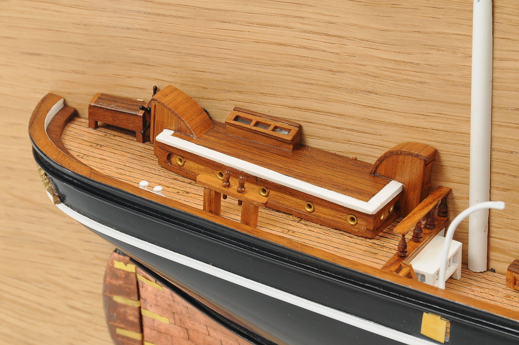 1077-6243-Half-Model-Cutty-Sark-Superior-Range.jpg