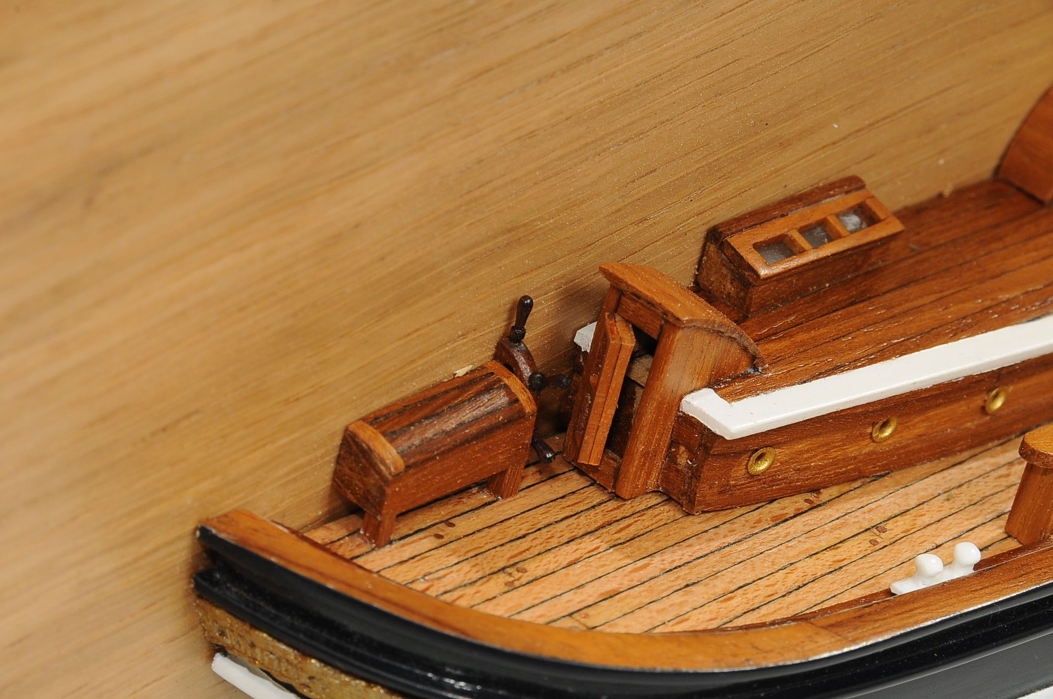 1077-6252-Half-Model-Cutty-Sark-Superior-Range.jpg