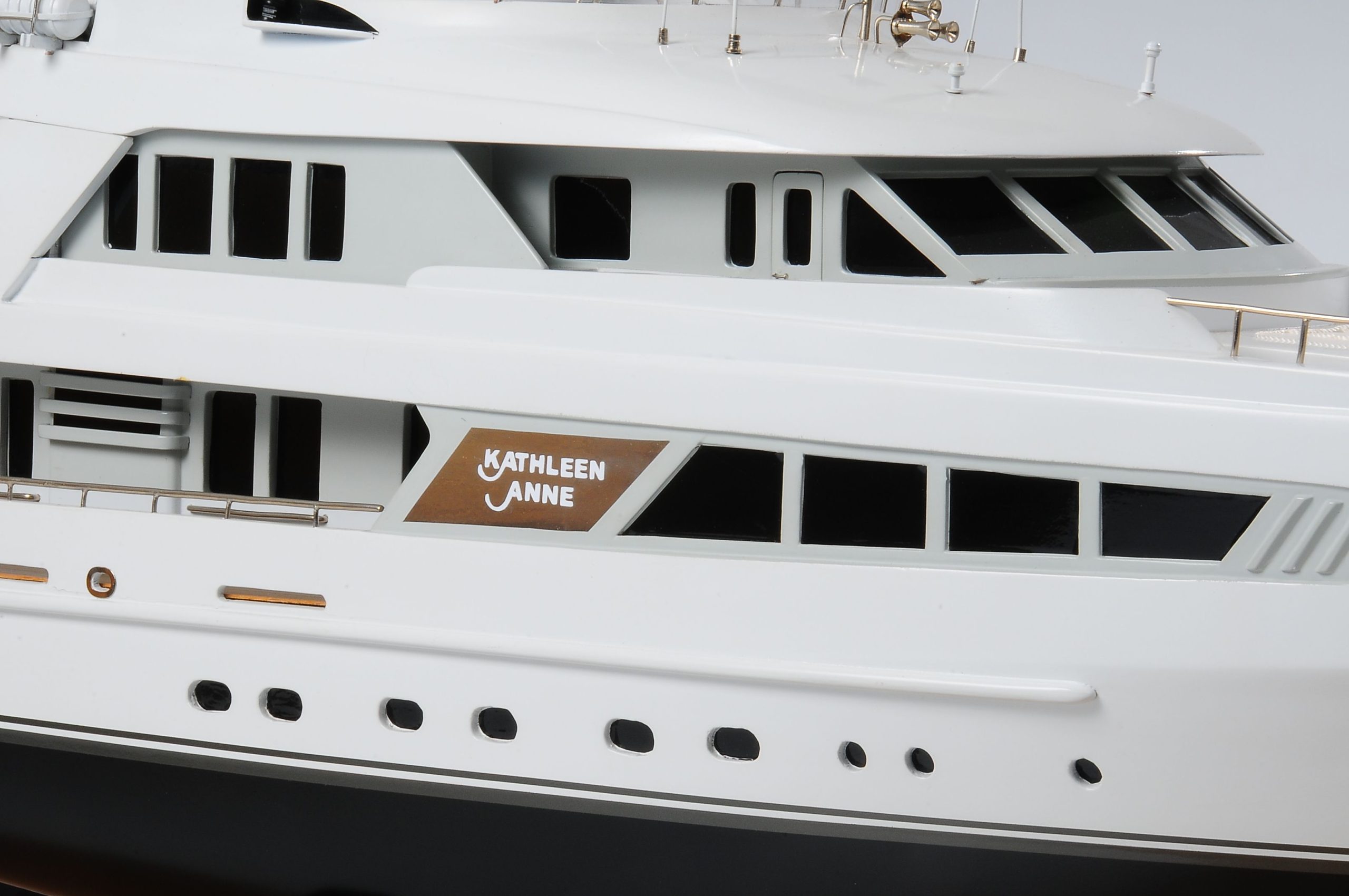 1088-6219-Kathleen-Anne-Model-Yacht-Premier-Range-scaled-1.jpg