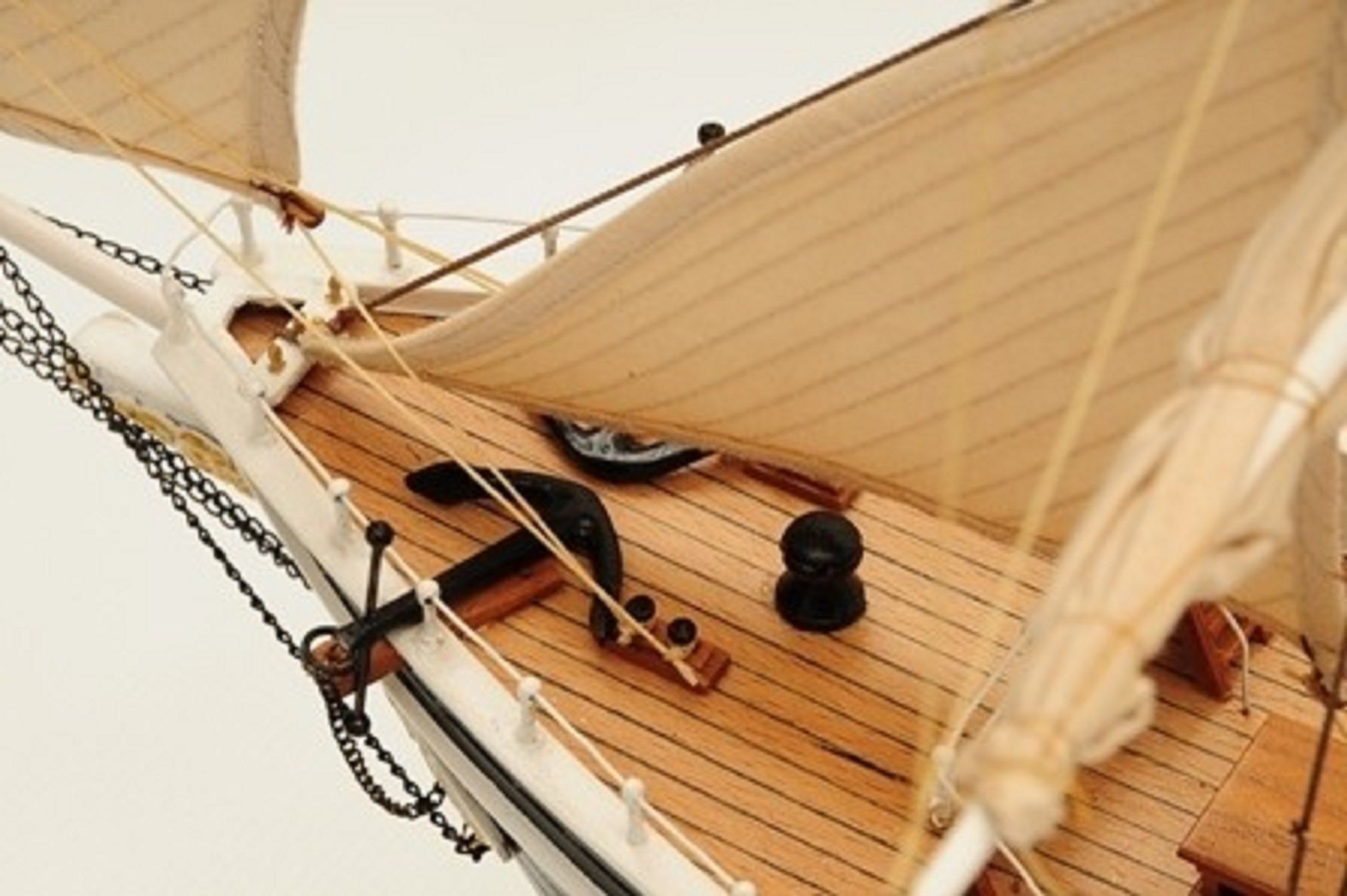 1194-7255-Endurance-1912-Sir-Ernest-Shakleton-Model-Ship-Premier-Range.jpg
