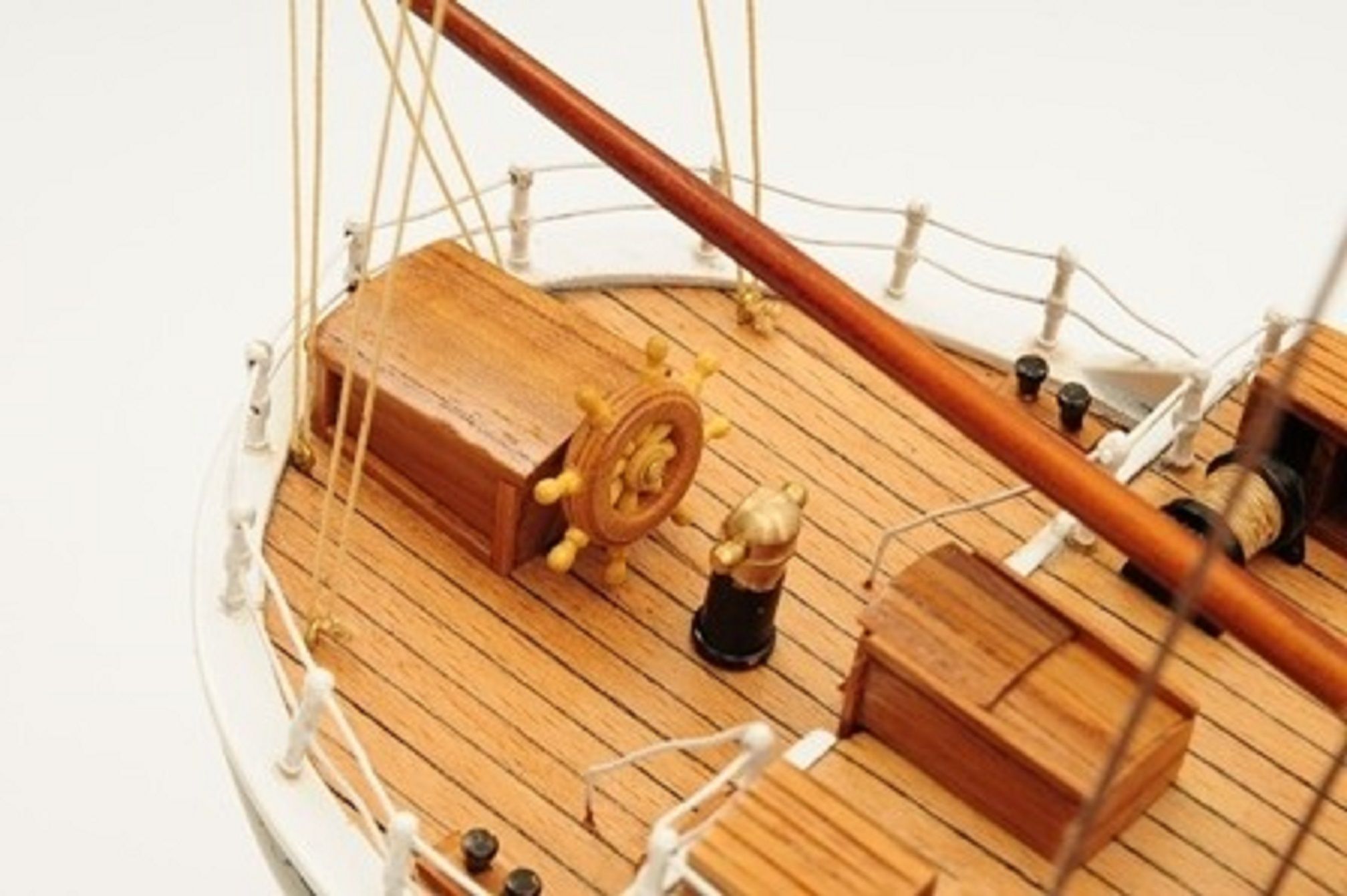 1194-7258-Endurance-1912-Sir-Ernest-Shakleton-Model-Ship-Premier-Range.jpg