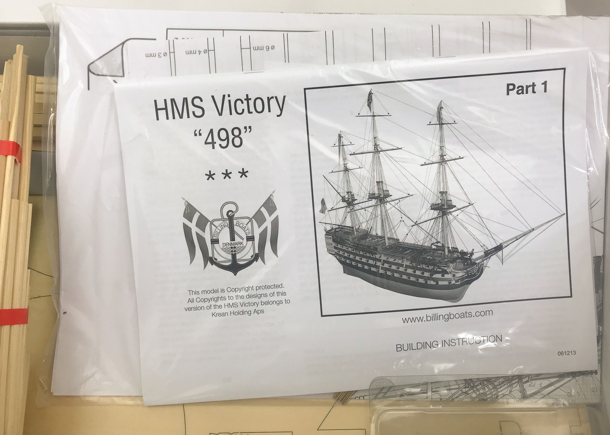 1200-13697-HMS-Victory-Model-Ship-Kit-Billing-Boats-B498.jpg