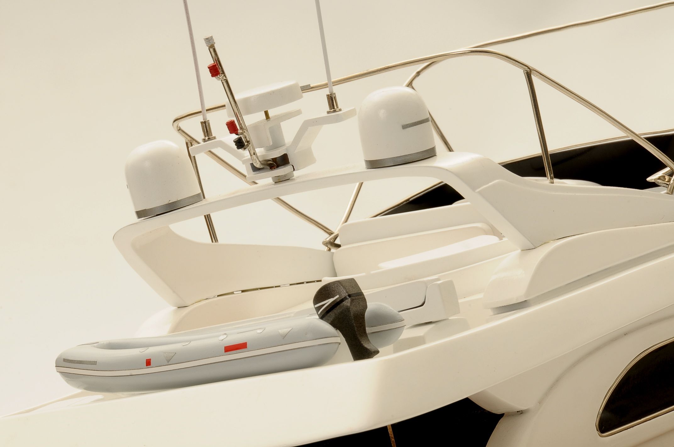 1236-6358-Astondoa-72-GLX-Motor-Yacht-Premier-Range.jpg