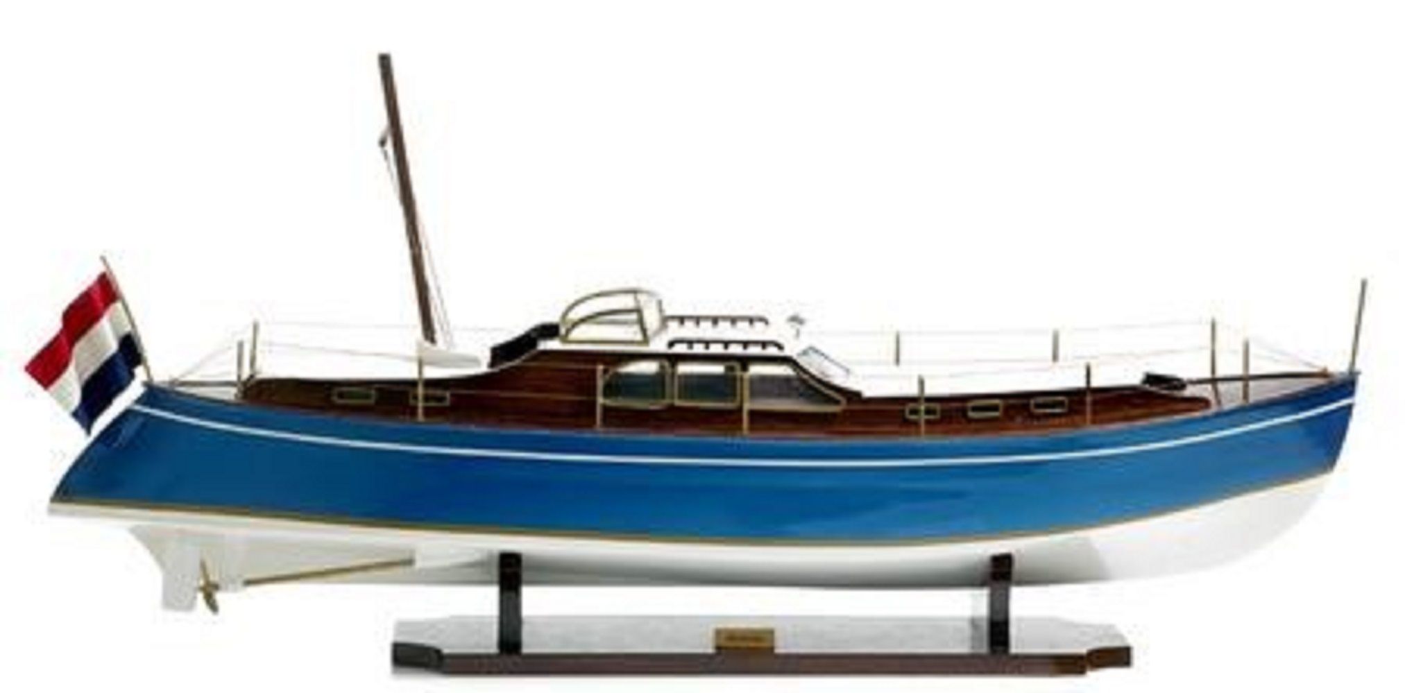 1313-7545-Nouveau-model-boat-Premier-Range.jpg
