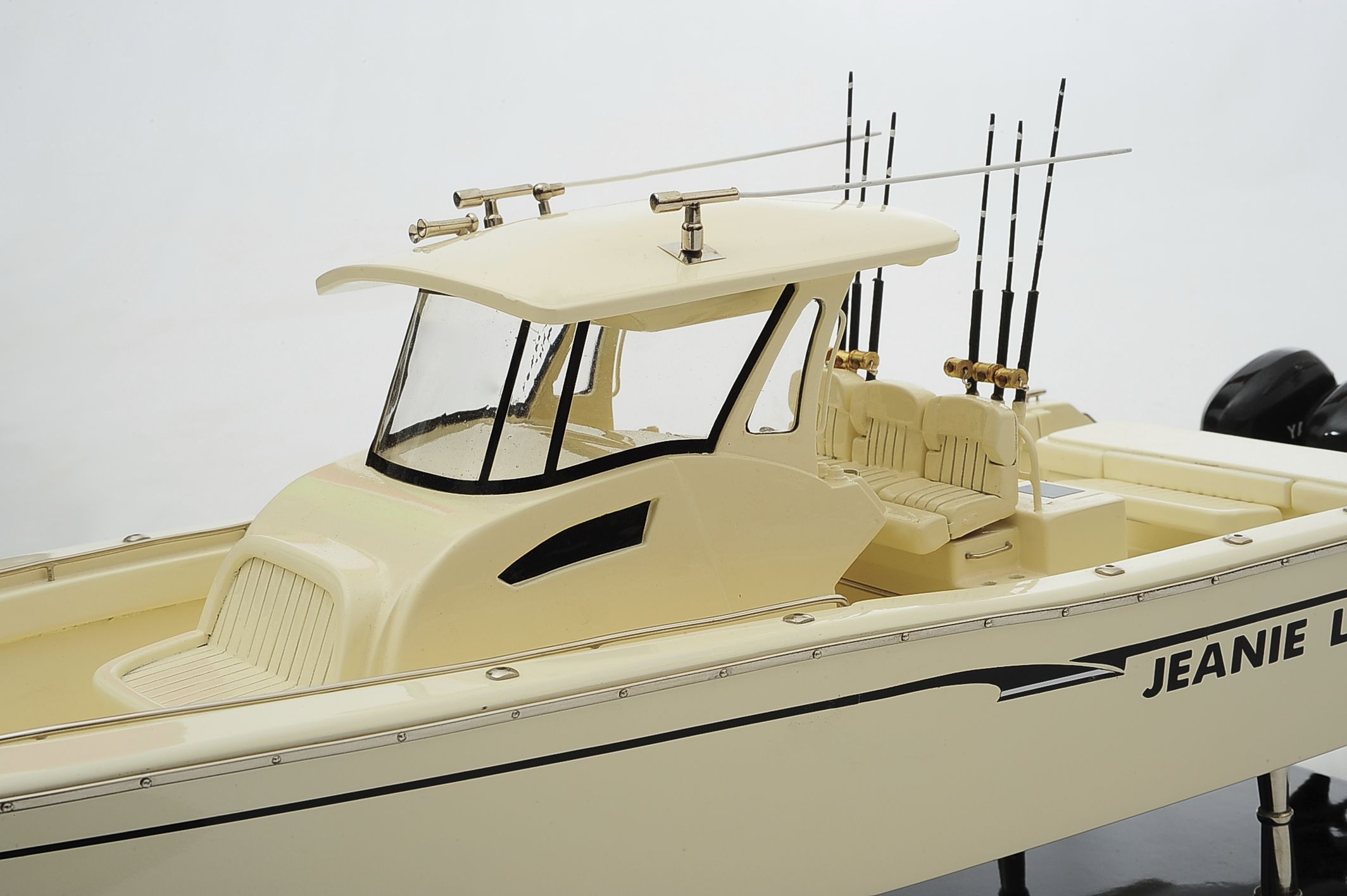 1390-8703-Grady-366-Yacht.jpg