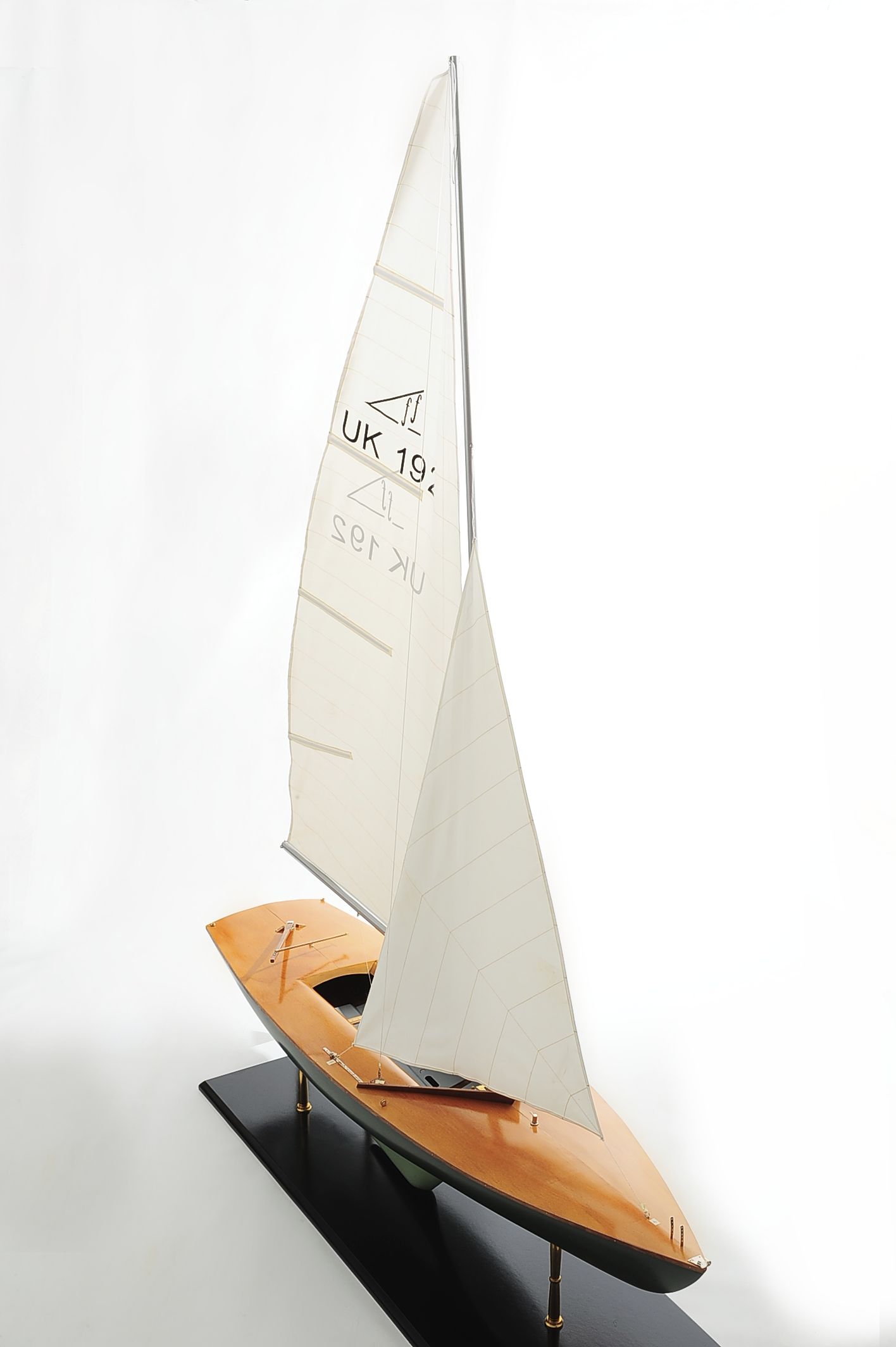 Coweslip Flying Fifteen Display Ship Model - Premier Ship Models