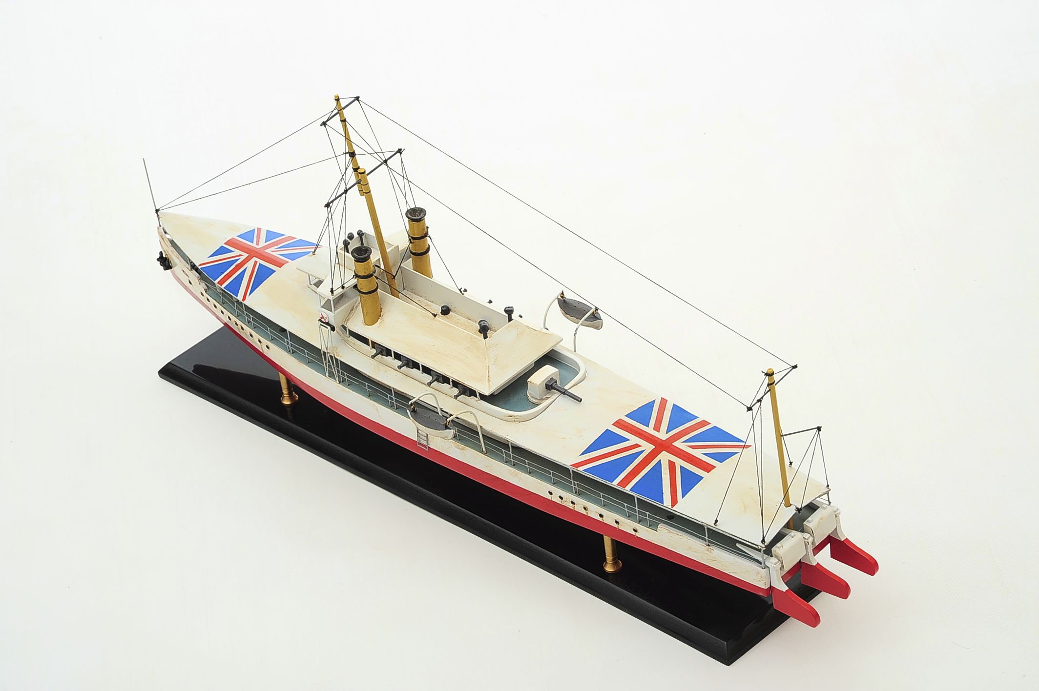 1392-6172-HMS-Cockchafer-Premier-Range.jpg