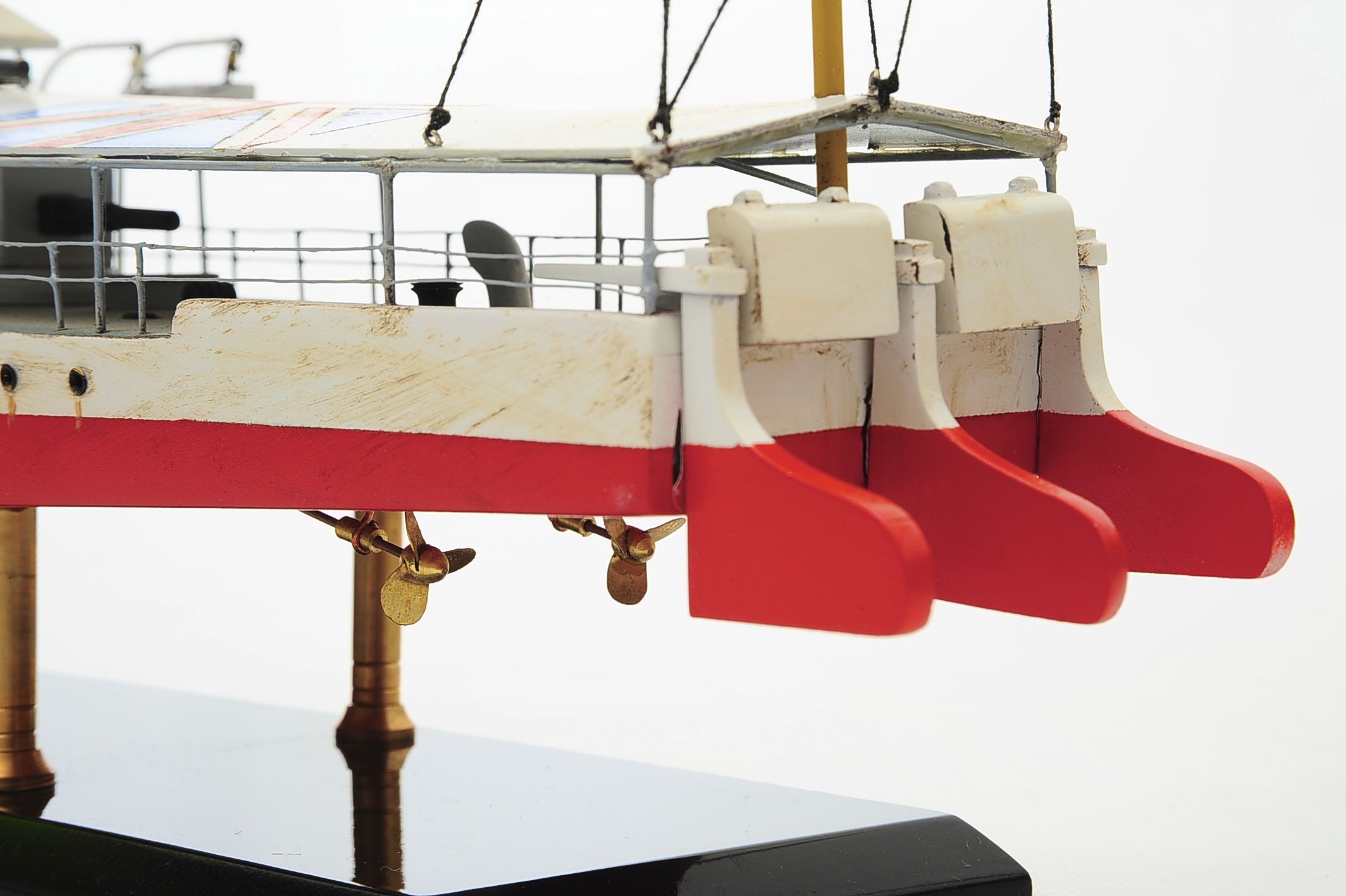 1392-6185-HMS-Cockchafer-Premier-Range.jpg