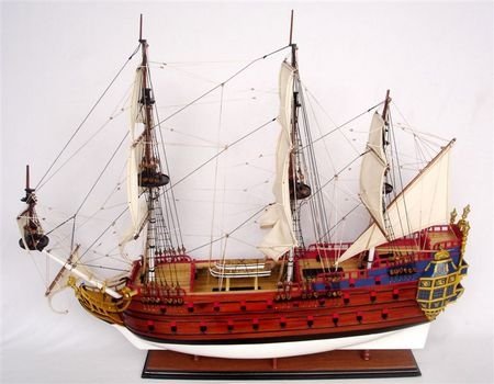La Licorne Display Ship Model (Standard Range) - GN