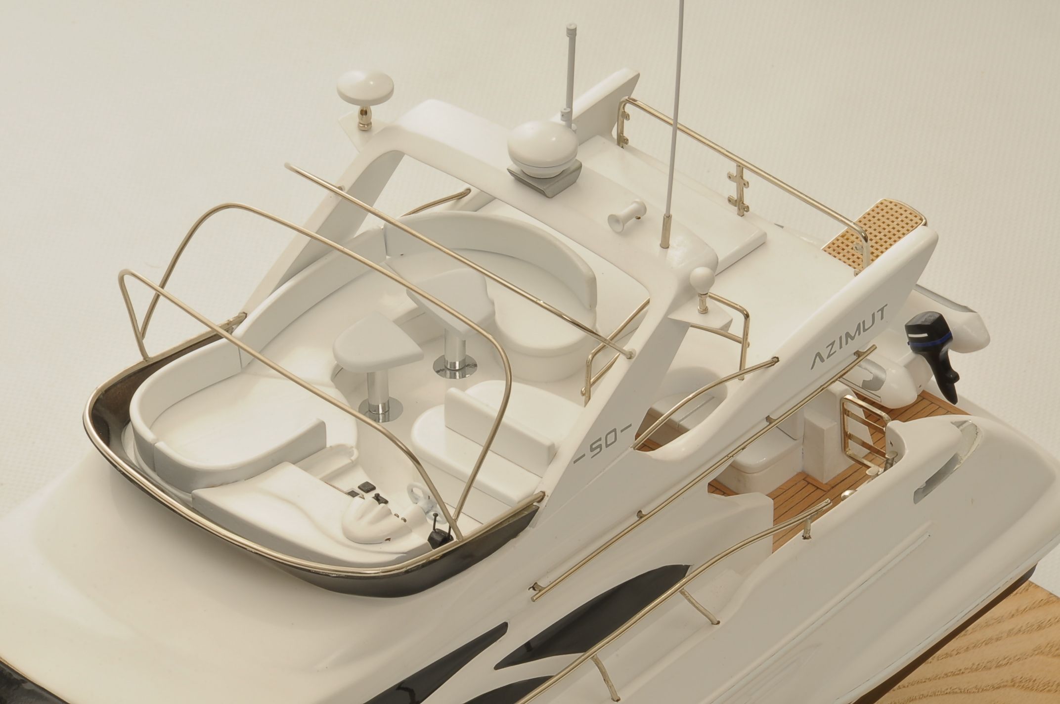 1399-6368-Azimut-Model-Yacht.jpg
