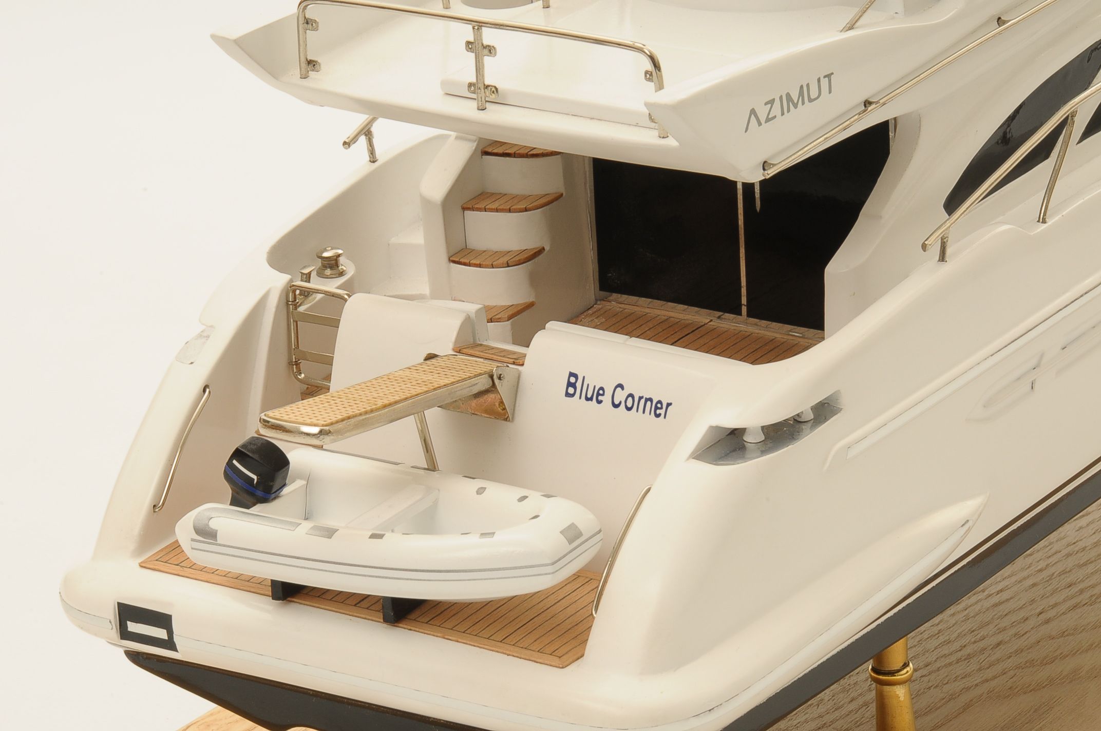 1399-6374-Azimut-Model-Yacht.jpg