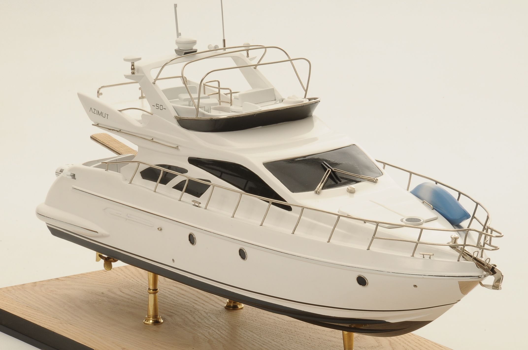 1399-6383-Azimut-Model-Yacht.jpg