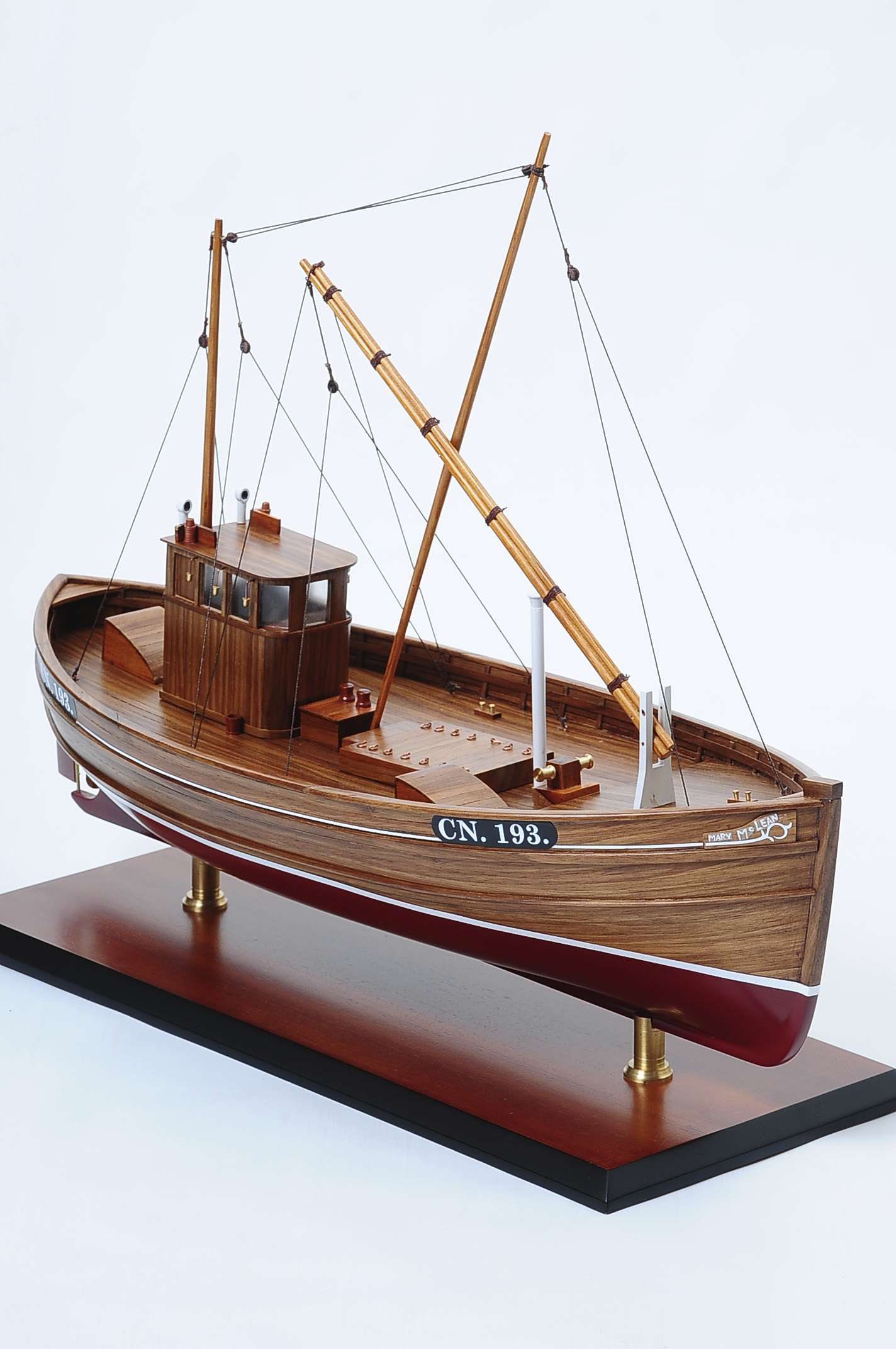 1431-4550-Mary-Mclean-CN193-Model-Boat.jpg