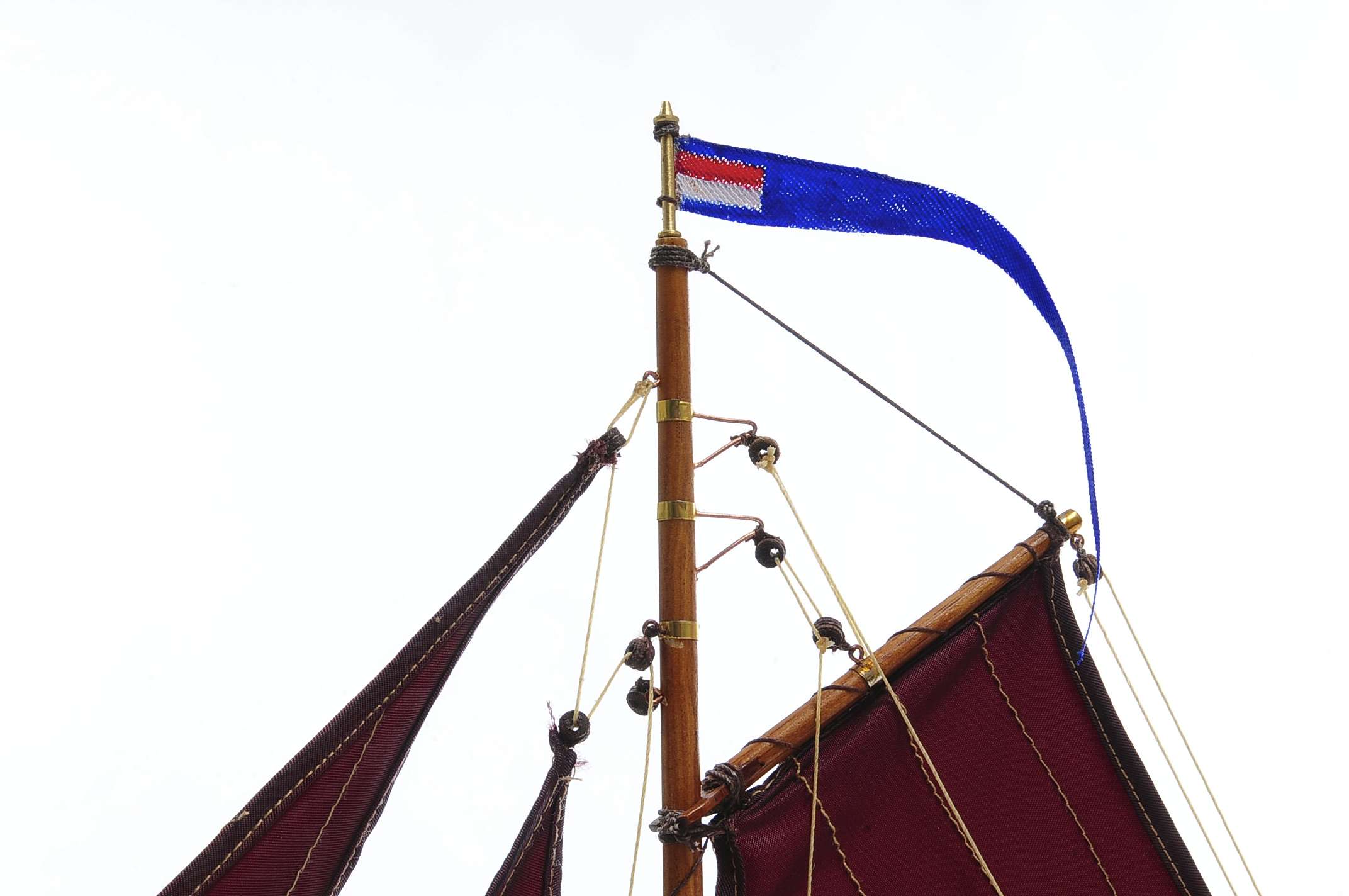 1432-4578-Dutch-Marker-Roundbow-Model-Boat.jpg