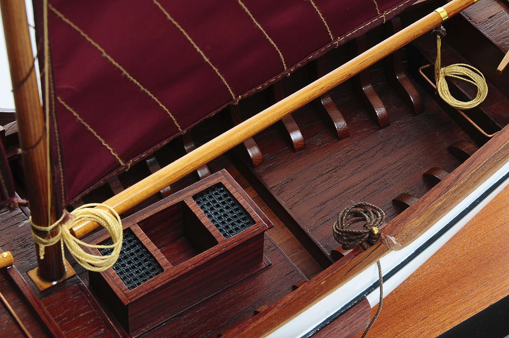 1432-4586-Dutch-Marker-Roundbow-Model-Boat.jpg