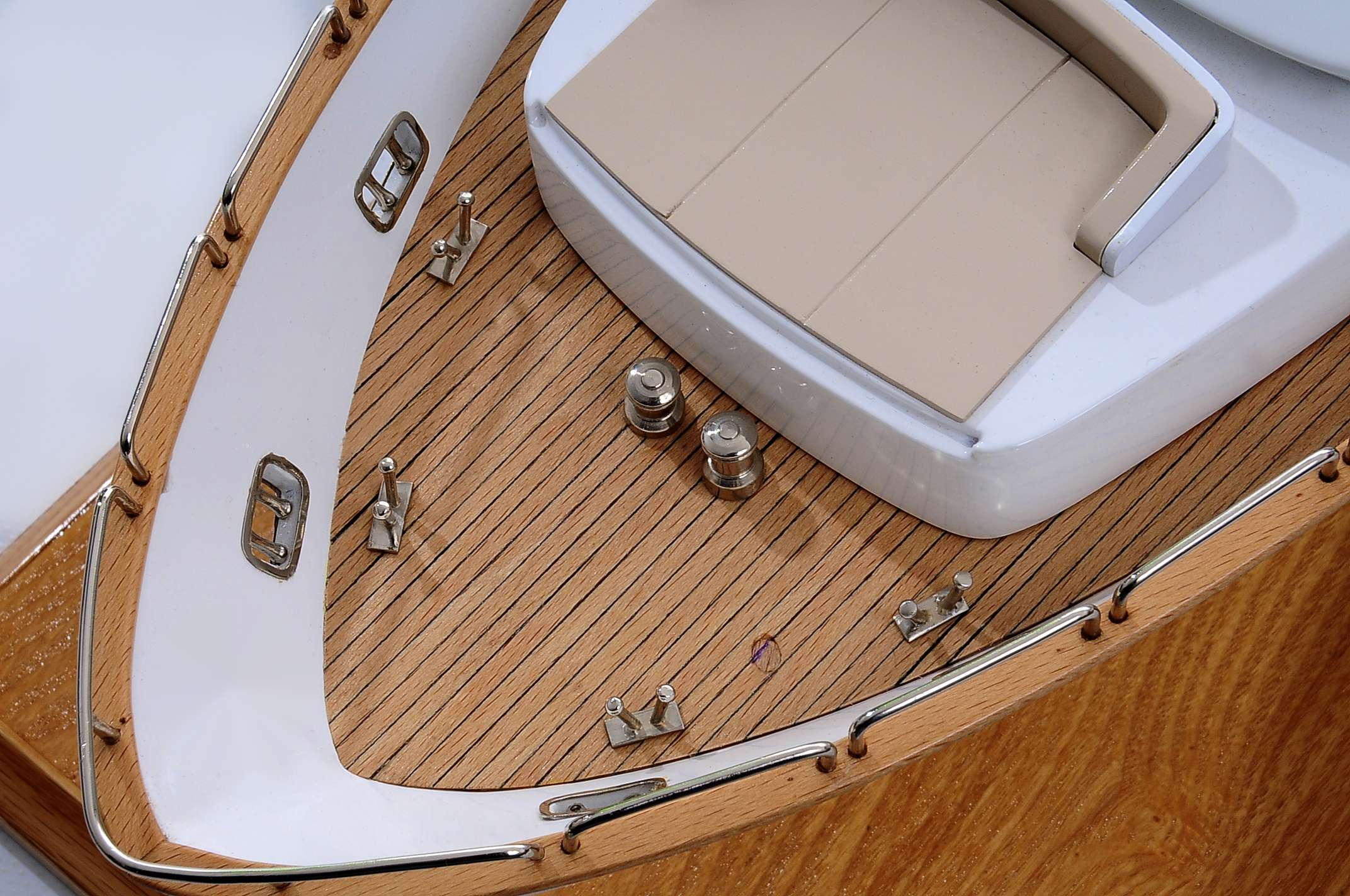 1435-4463-Antonia-II-Model-Yacht.jpg