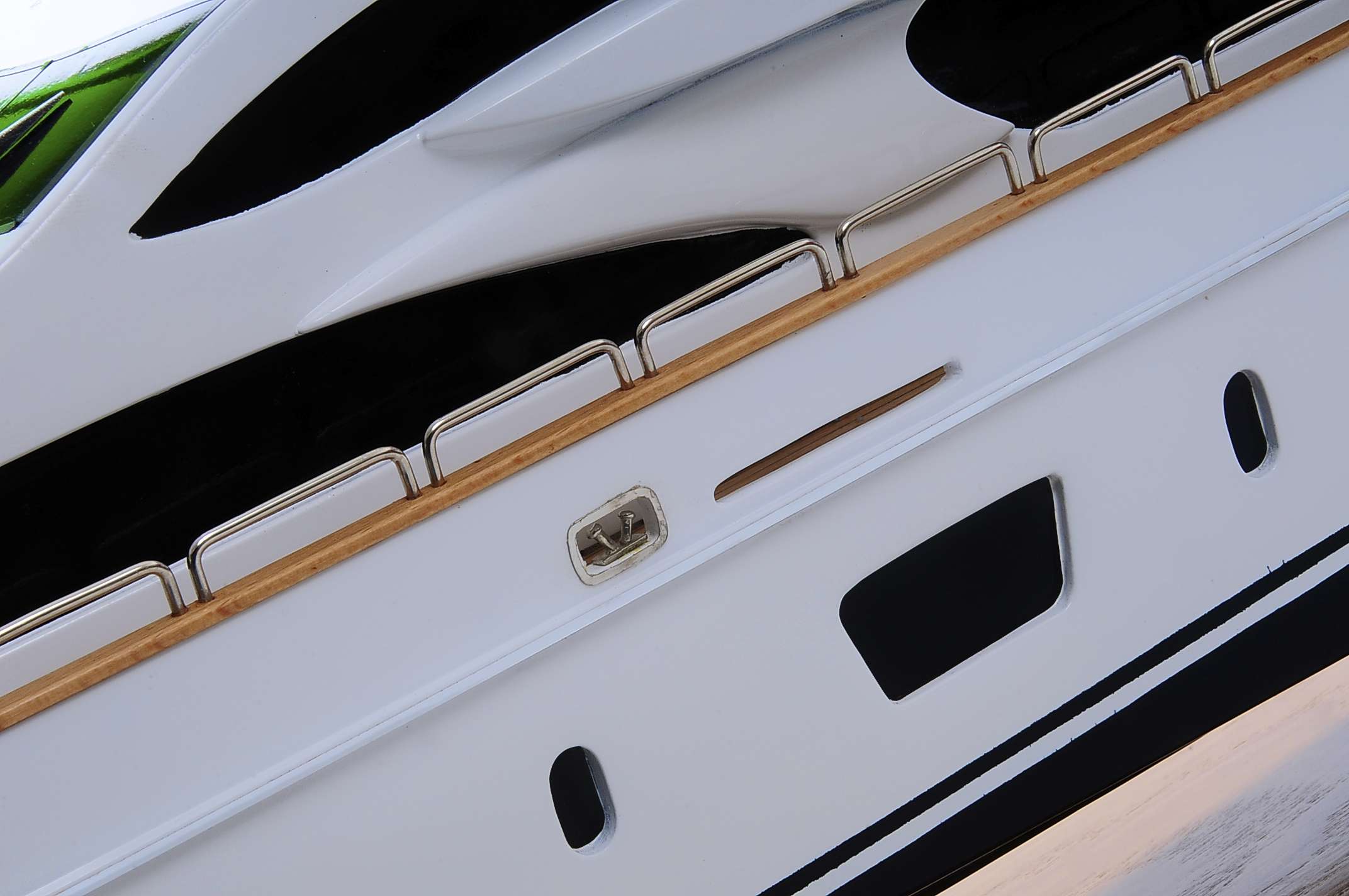 1435-4466-Antonia-II-Model-Yacht.jpg
