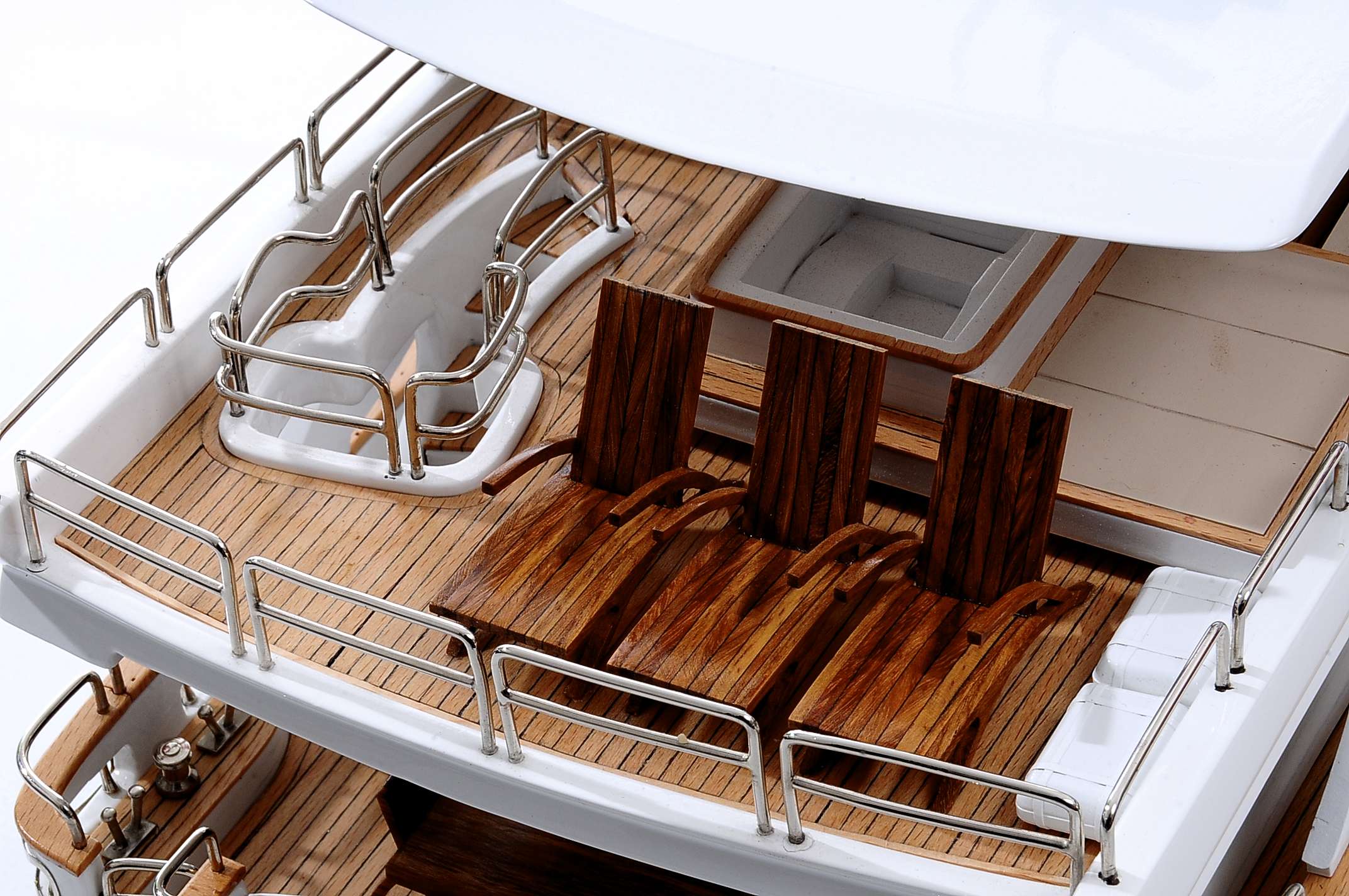 1435-4471-Antonia-II-Model-Yacht.jpg