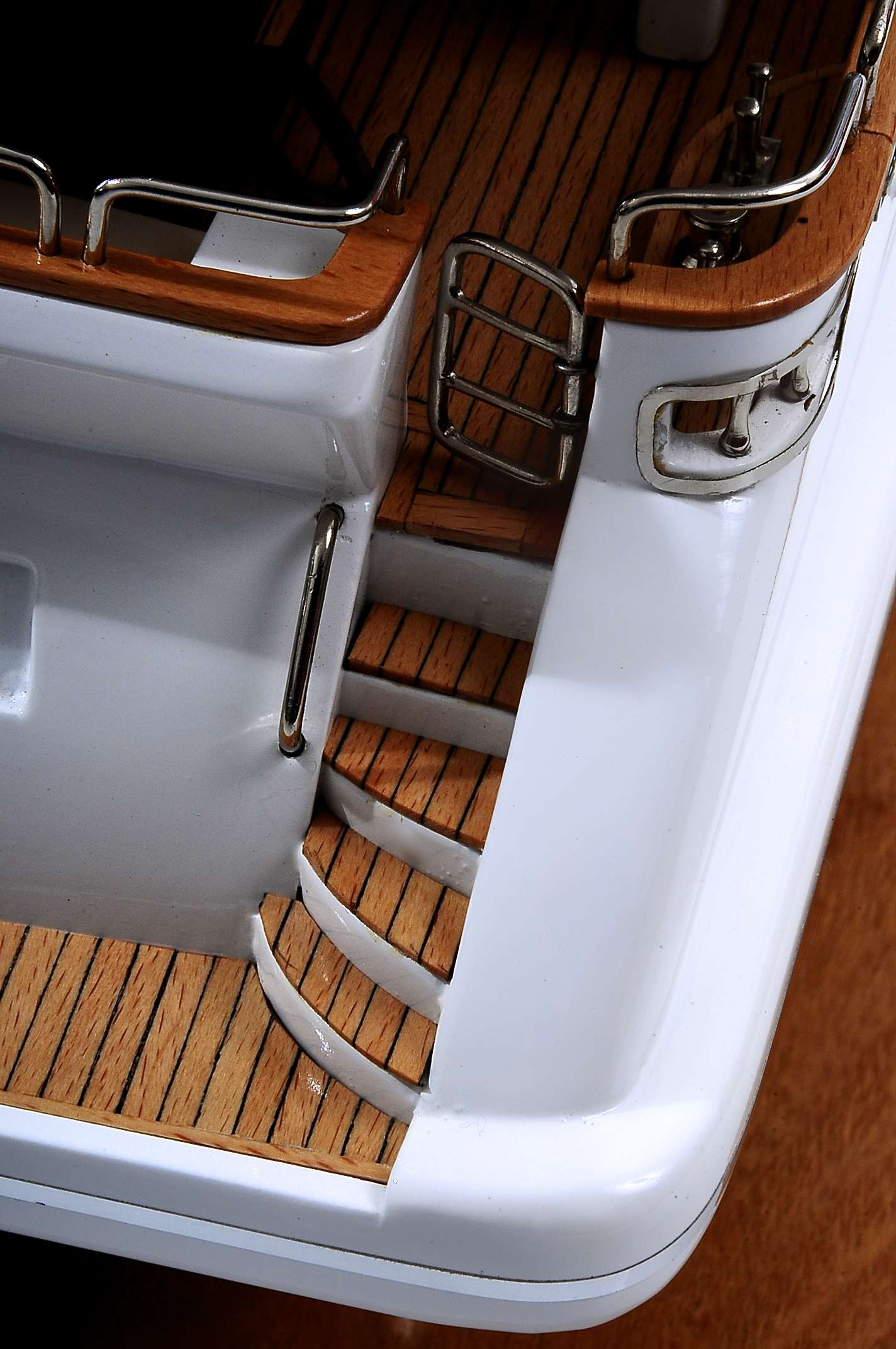 1435-4473-Antonia-II-Model-Yacht.jpg
