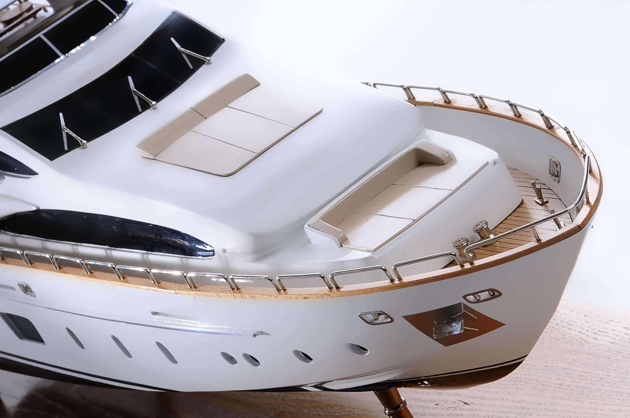 1435-4488-Antonia-II-Model-Yacht.jpg
