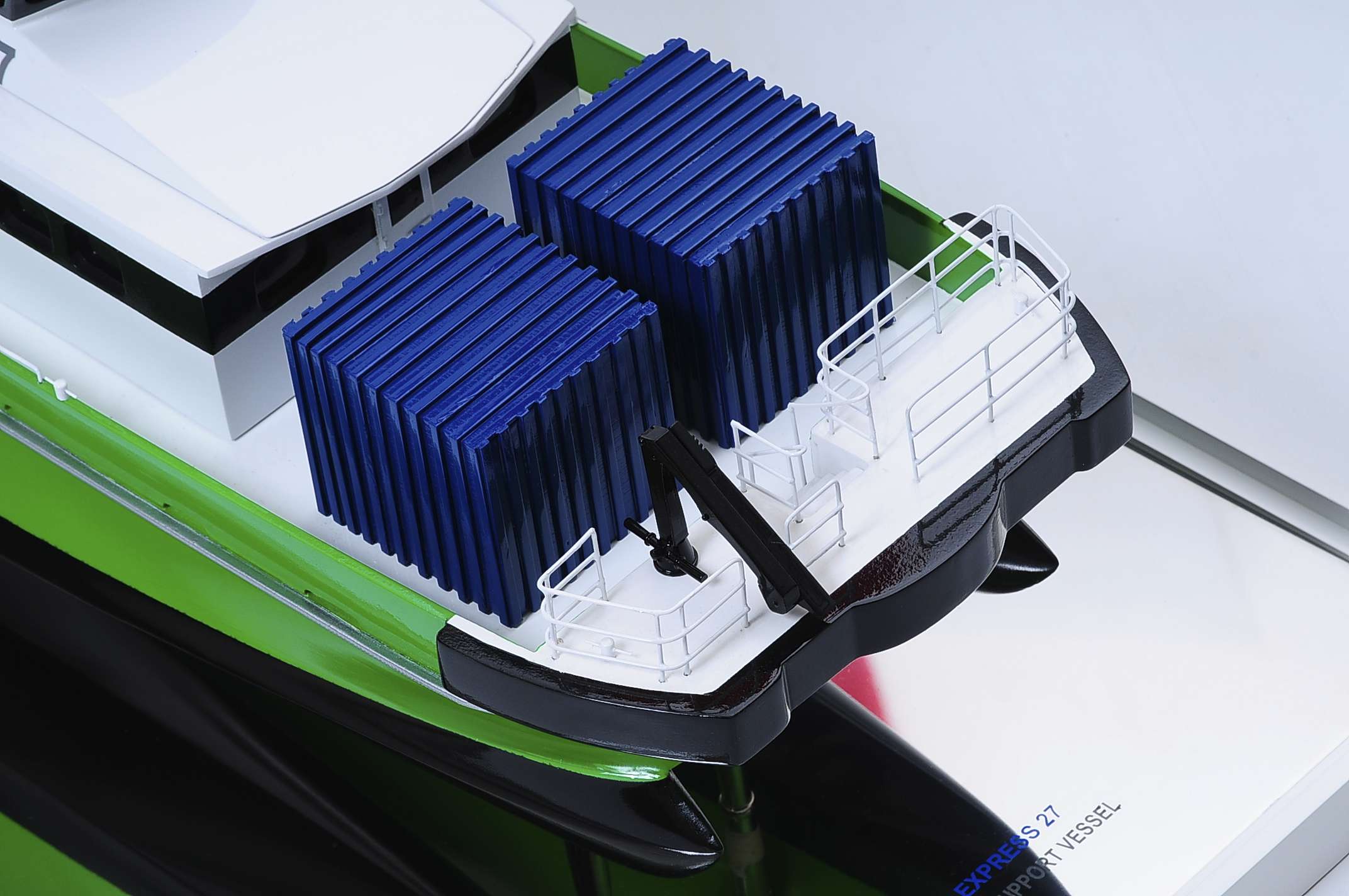 1440-4952-Wind-Express-27-Catamaran-Model.jpg