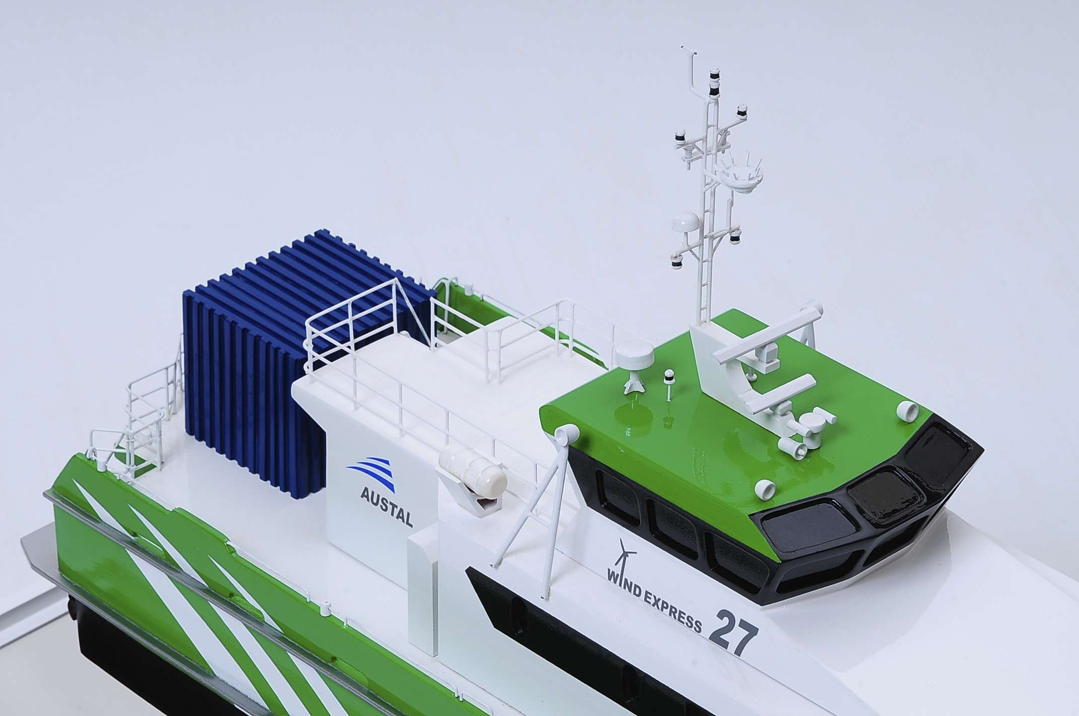 1440-4970-Wind-Express-27-Catamaran-Model.jpg