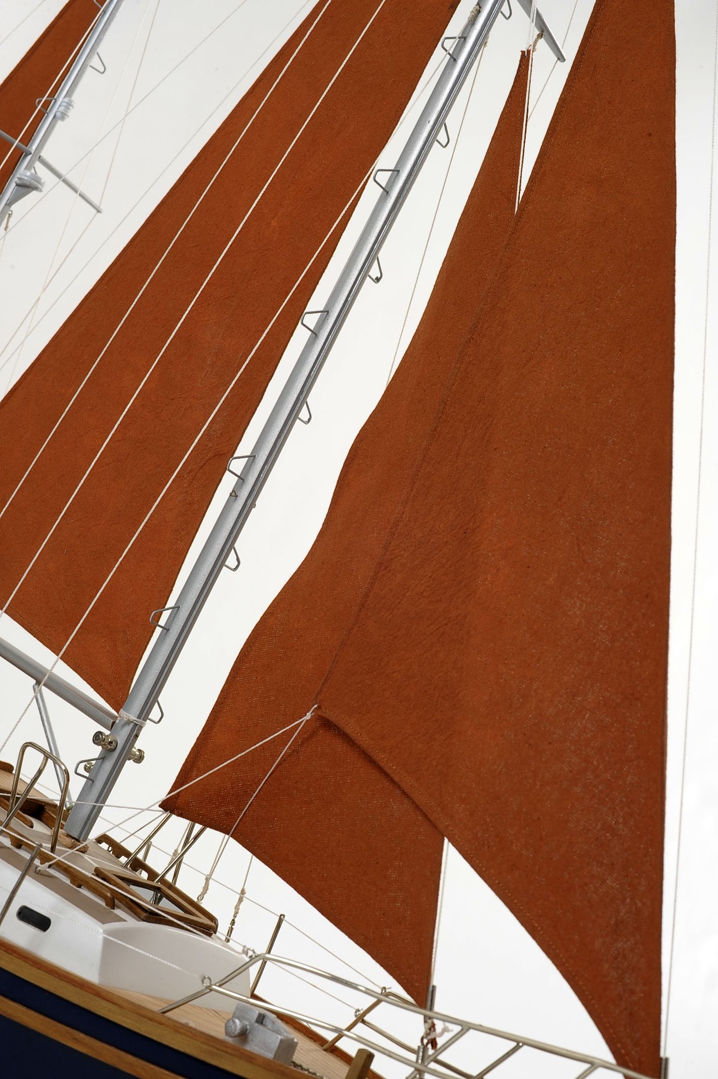 1483-6476-Wight-Steel-Sailing-Yacht.jpg
