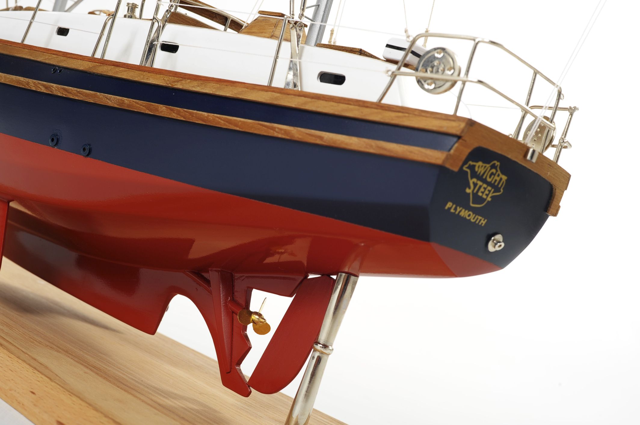 1483-6479-Wight-Steel-Sailing-Yacht.jpg