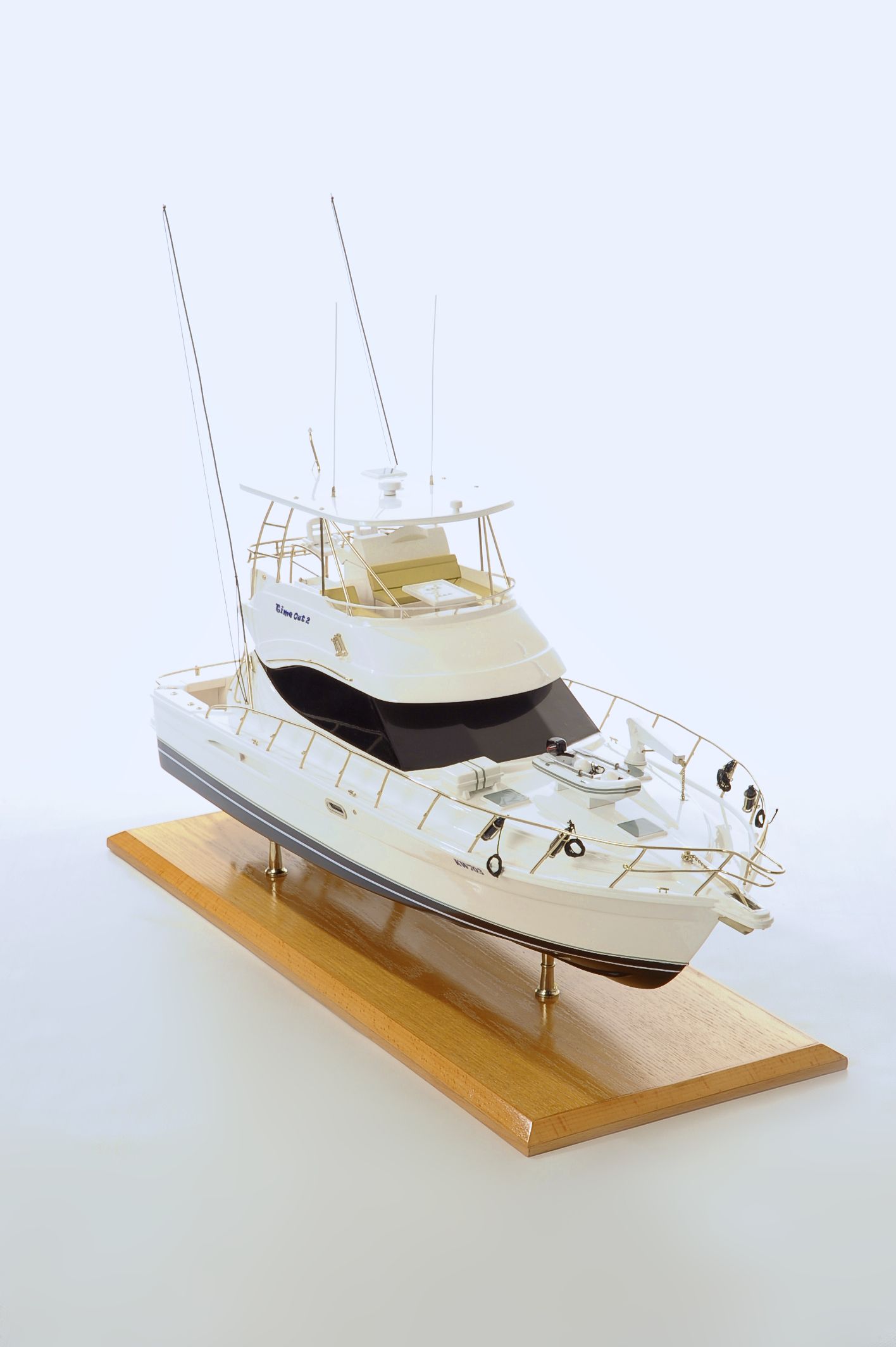 1517-8950-Rivera-45-Model-Boat-Time-Out-2.jpg