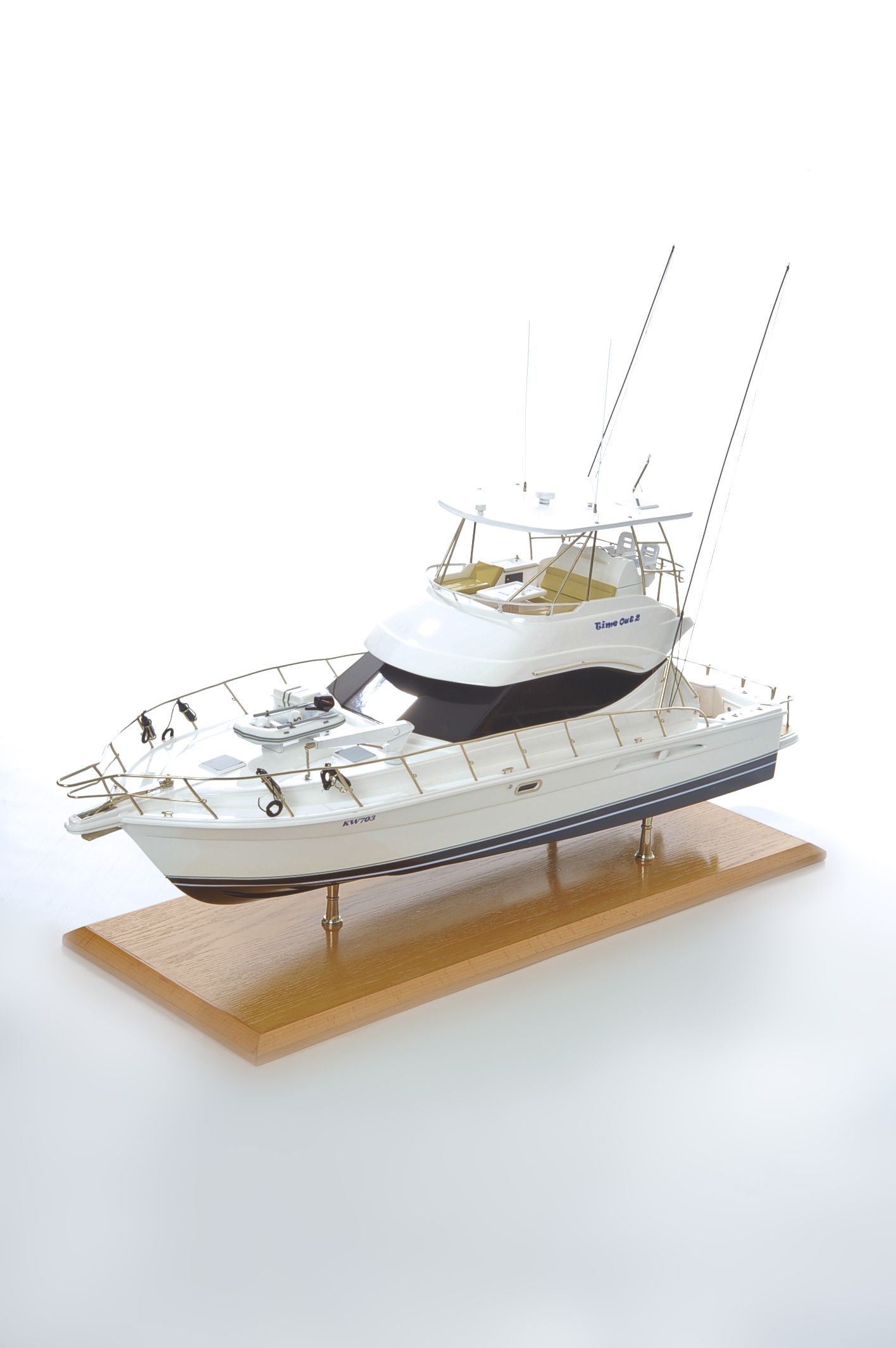 1517-8951-Rivera-45-Model-Boat-Time-Out-2.jpg