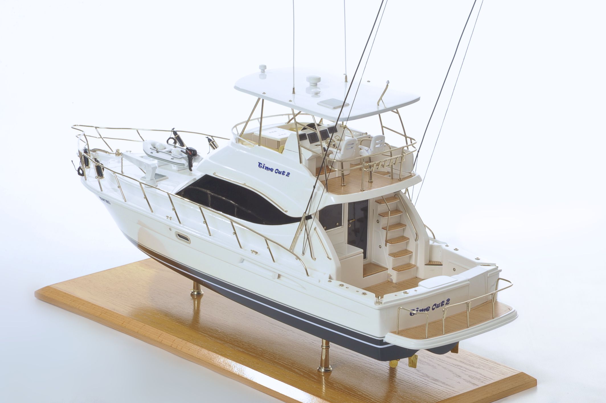 1517-8953-Rivera-45-Model-Boat-Time-Out-2.jpg
