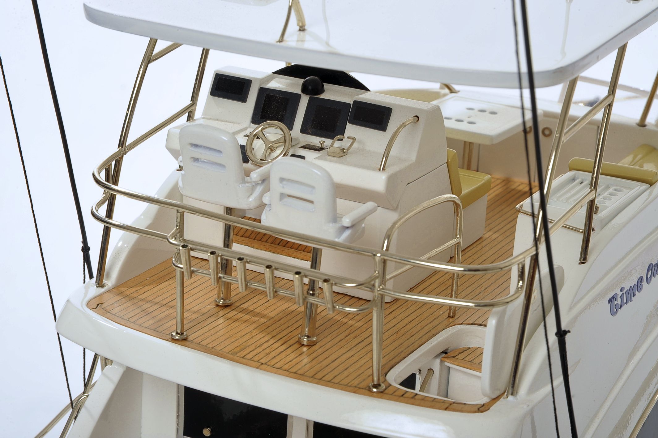 1517-8963-Rivera-45-Model-Boat-Time-Out-2.jpg