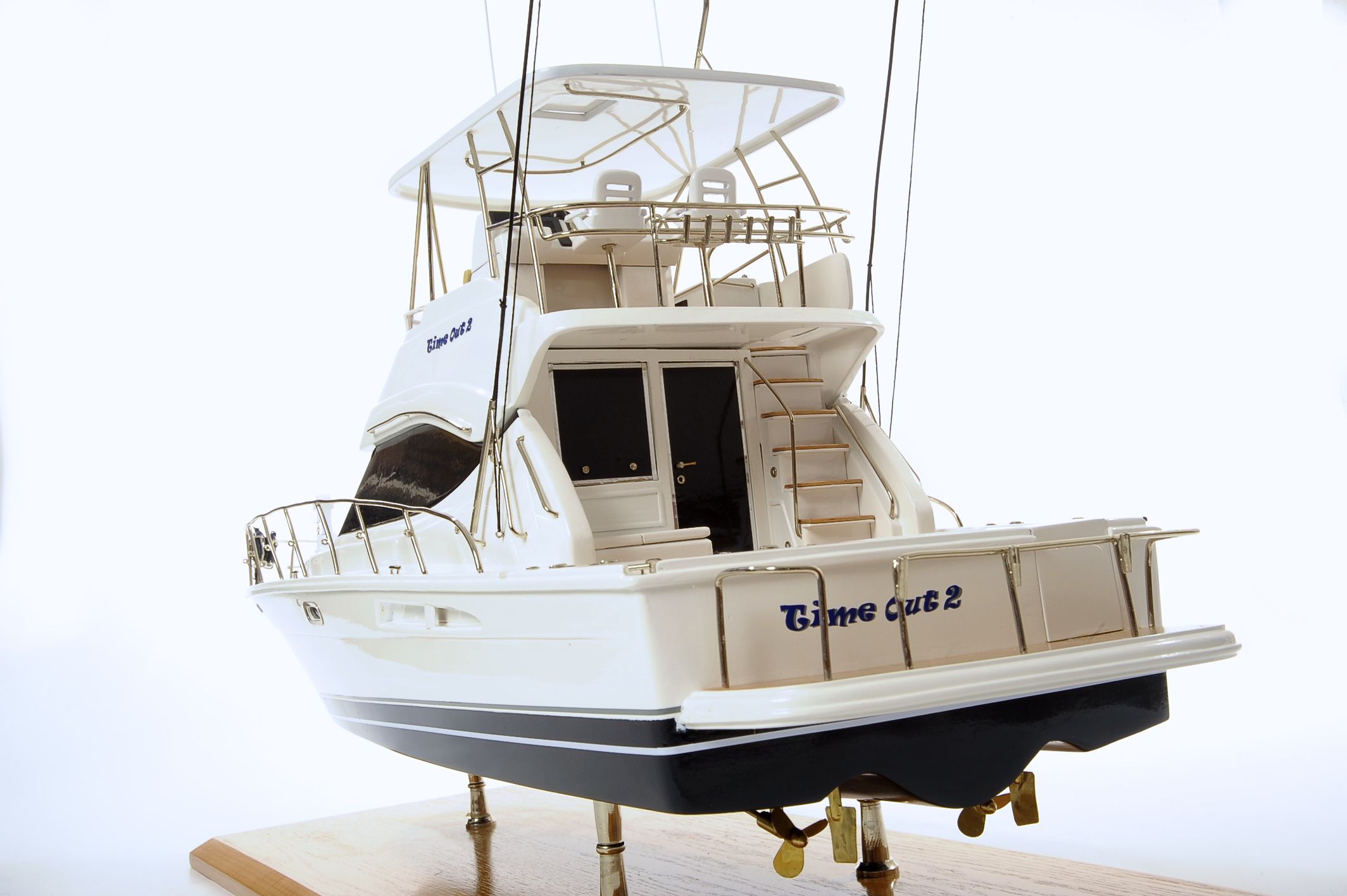 1517-8972-Rivera-45-Model-Boat-Time-Out-2.jpg