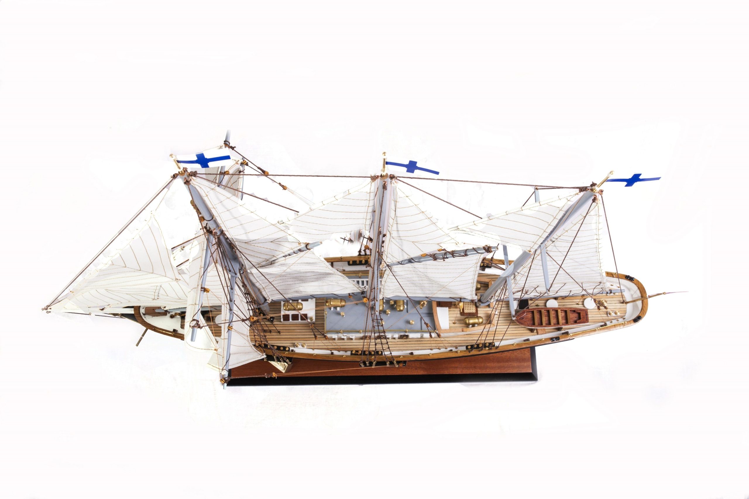1524-9100-Sir-Winston-Churchill-Model-Boat-scaled-1.jpg