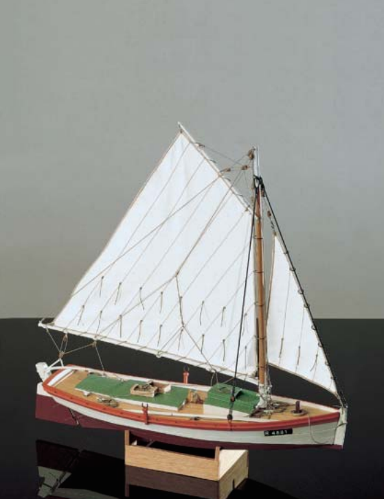 Flattie Fishing Boat Model Kit - Corel