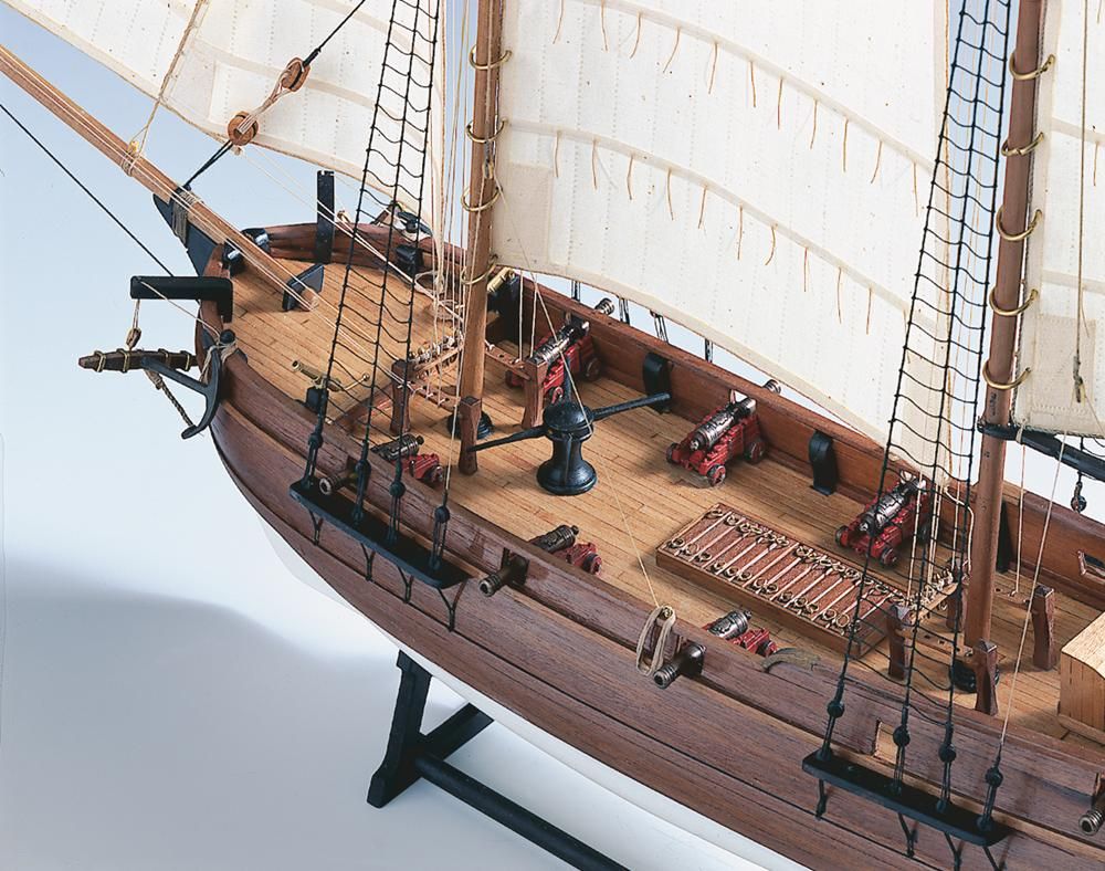 1553-9208-Pirate-Ship-Adventure-Model-Boat-Kit.jpg