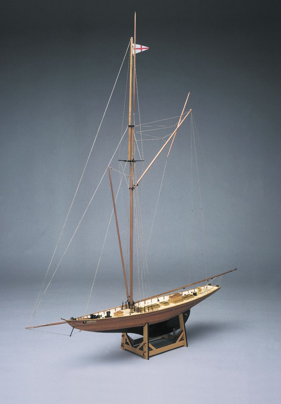 Britannia America Cup Model Boat Kit - Mantua Models