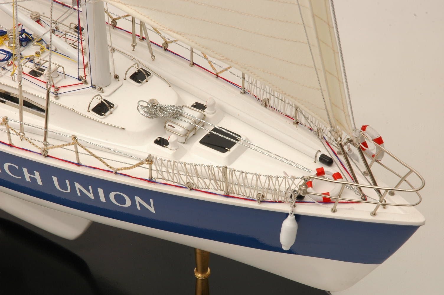 160-6089-Norwich-Union-model-yacht.jpg
