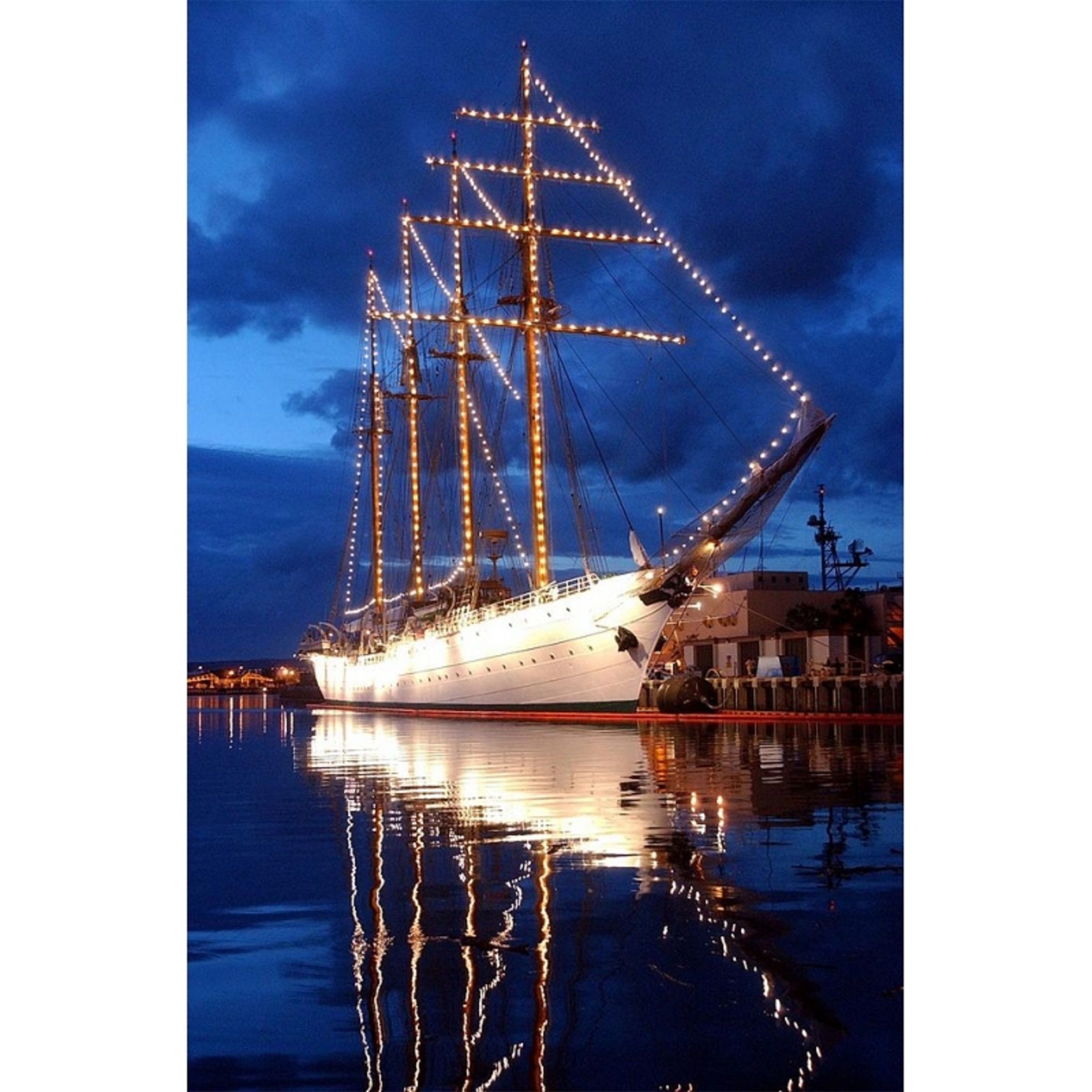 1608-9240-Esmeralda-Model-Boat-Kit-Special-Edition.jpg