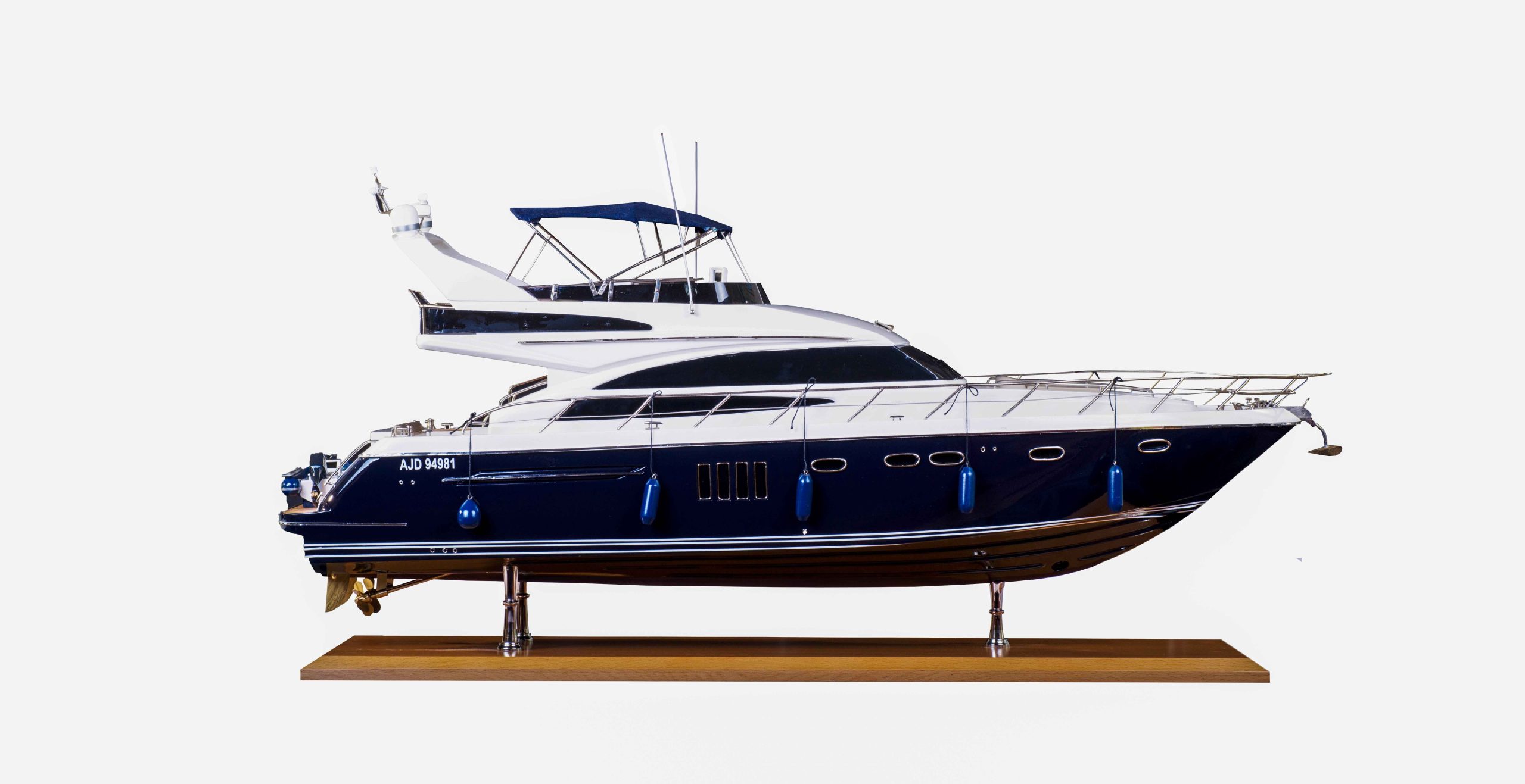 Princess 62 Display Ship Model - Premier Ship Models