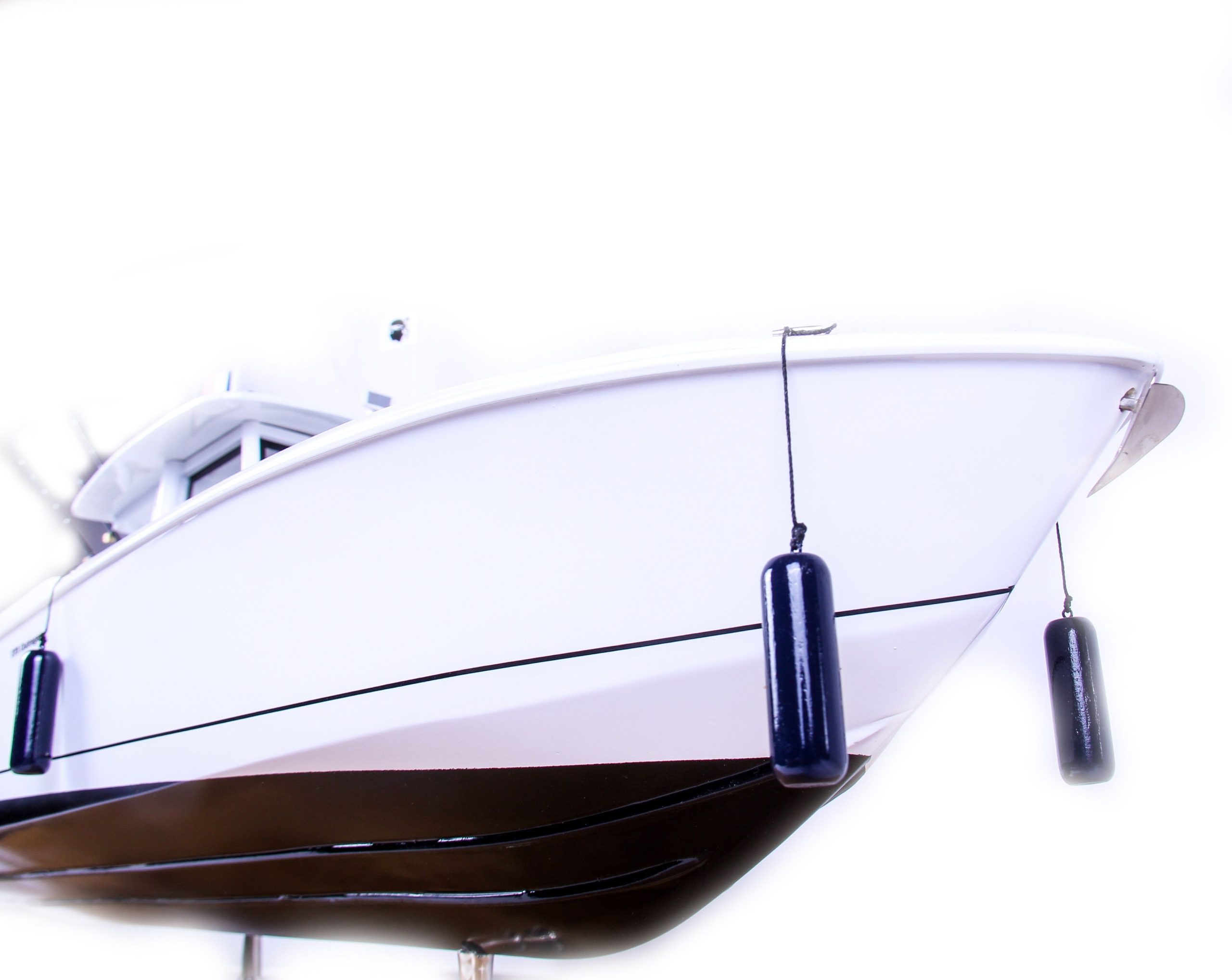 1686-9516-Boston-Whaler-Outrage-370-Model-Boat-scaled-1.jpg