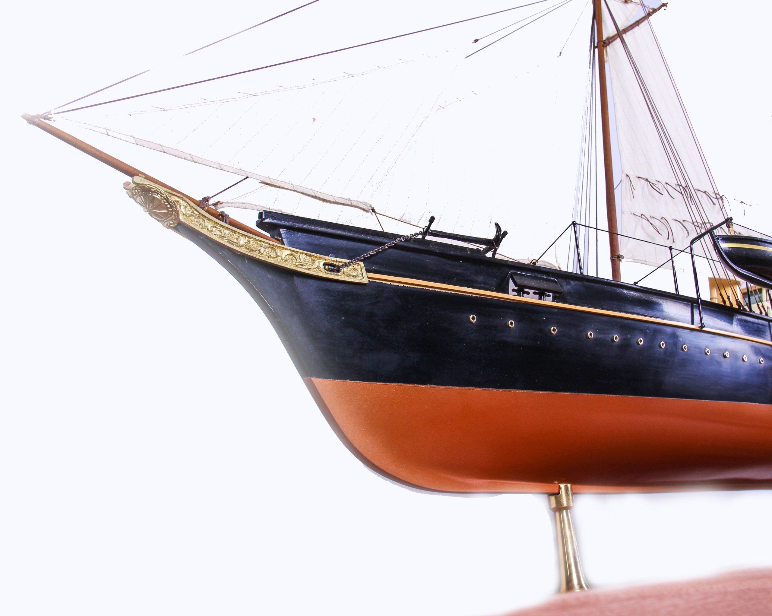 1689-9547-Royal-Yacht-HMS-Alberta-scaled-1.jpg