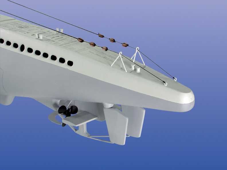 1739-9801-U-Boat-Type-VII-Model-Ship-Kit.jpg