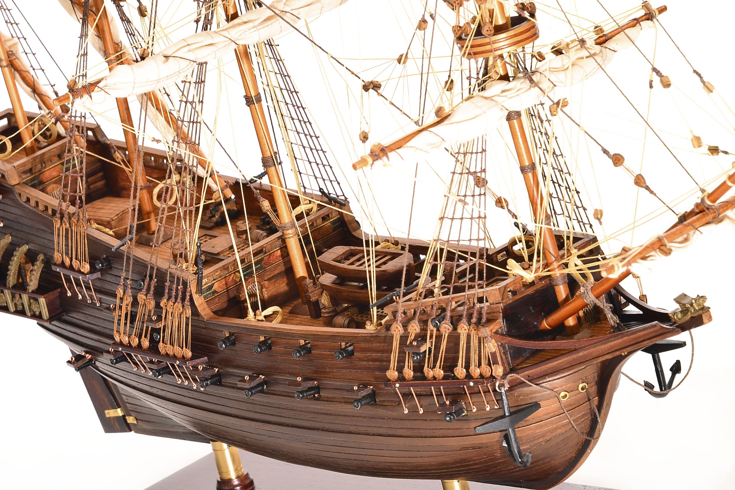 1803-10770-Hms-Revenge-Model-Ship.jpg