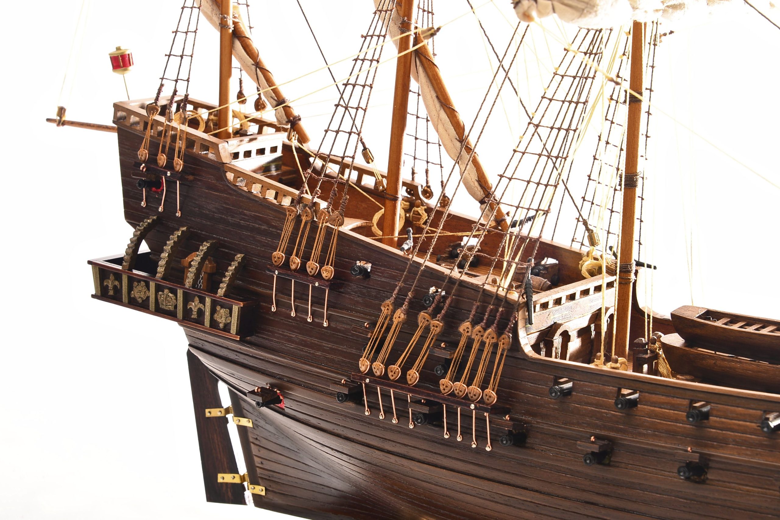 1803-10777-Hms-Revenge-Model-Ship-scaled-1.jpg