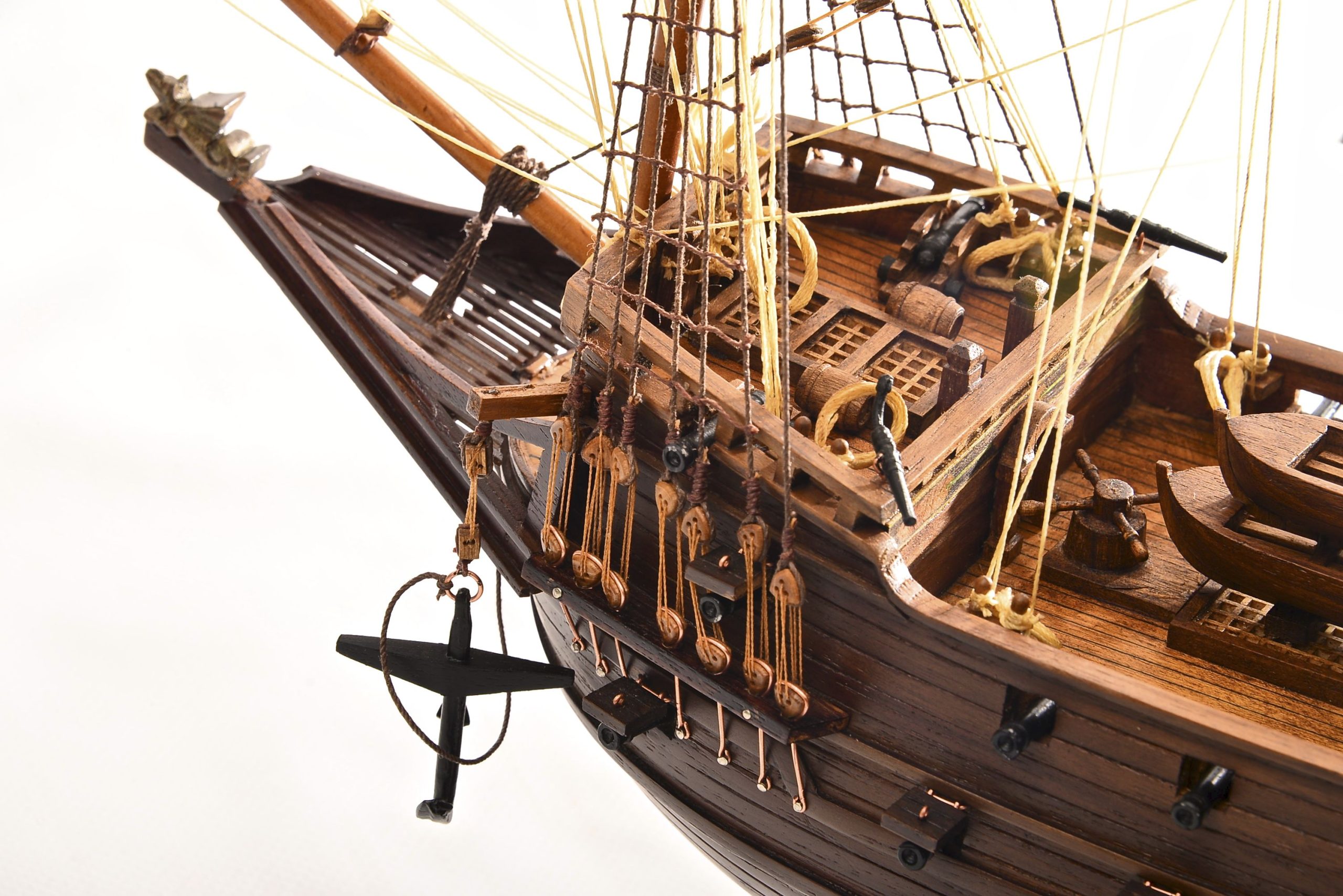 1803-10789-Hms-Revenge-Model-Ship-scaled-1.jpg