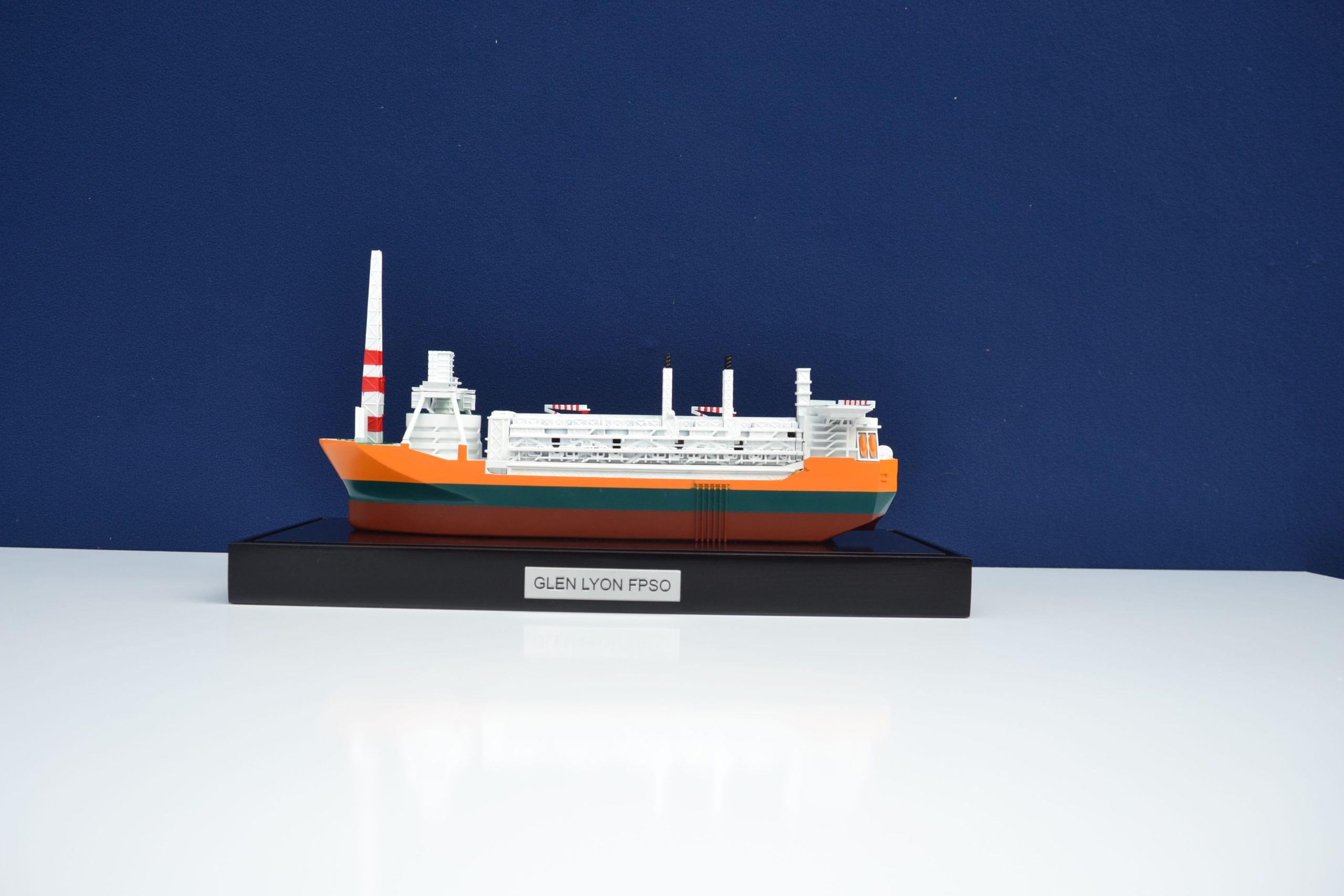 1857-11110-Glen-Lyon-FPSO-Mini-Modele-scaled-1.jpg