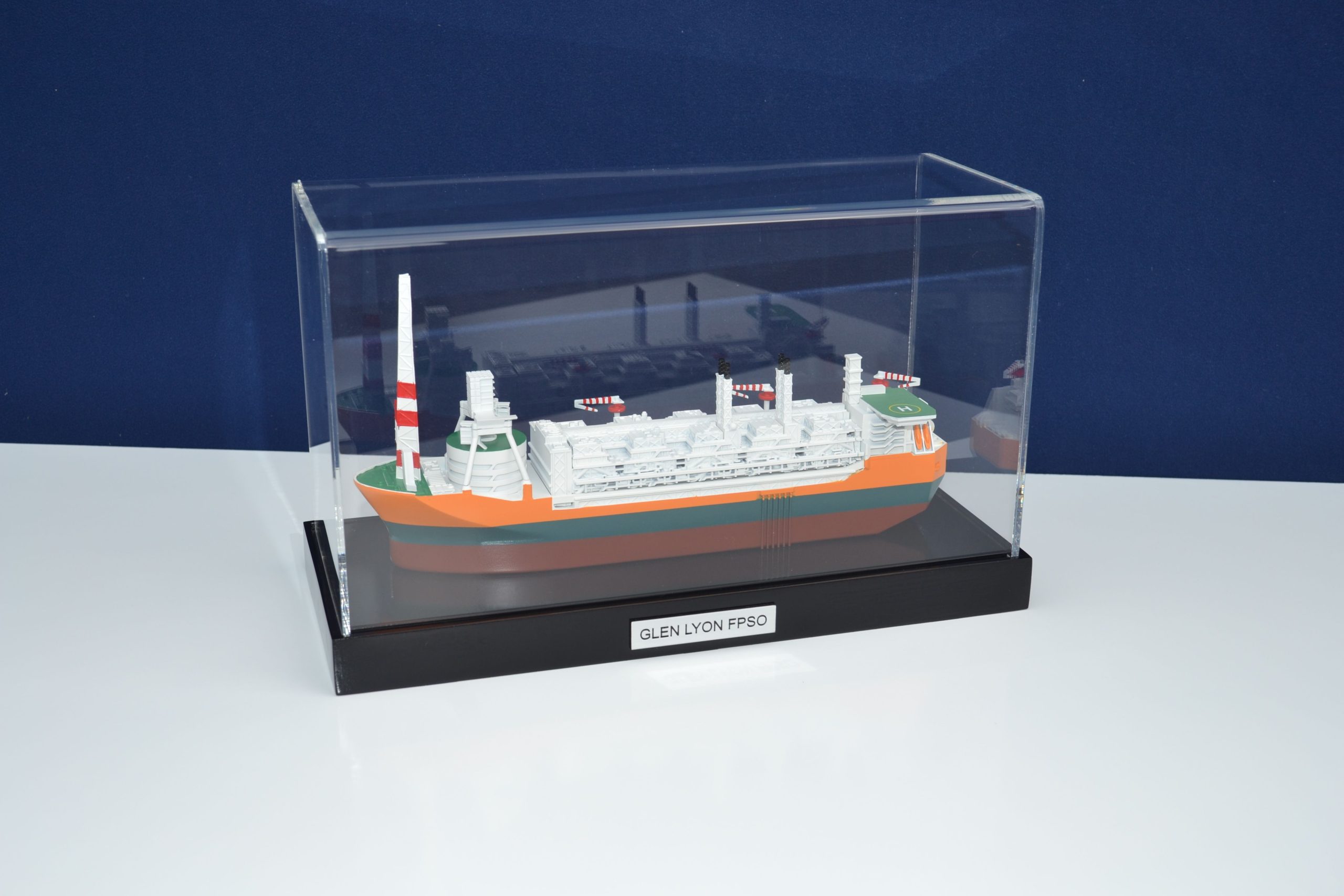 1857-11118-Glen-Lyon-FPSO-Mini-Modele-scaled-1.jpg