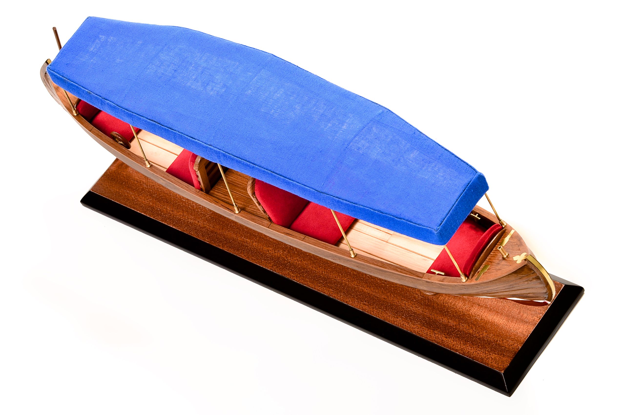 1865-11244-Liddesdale-Electric-Canoe-1920.jpg